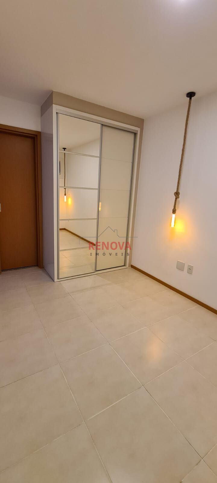 Apartamento à venda com 2 quartos, 60m² - Foto 10