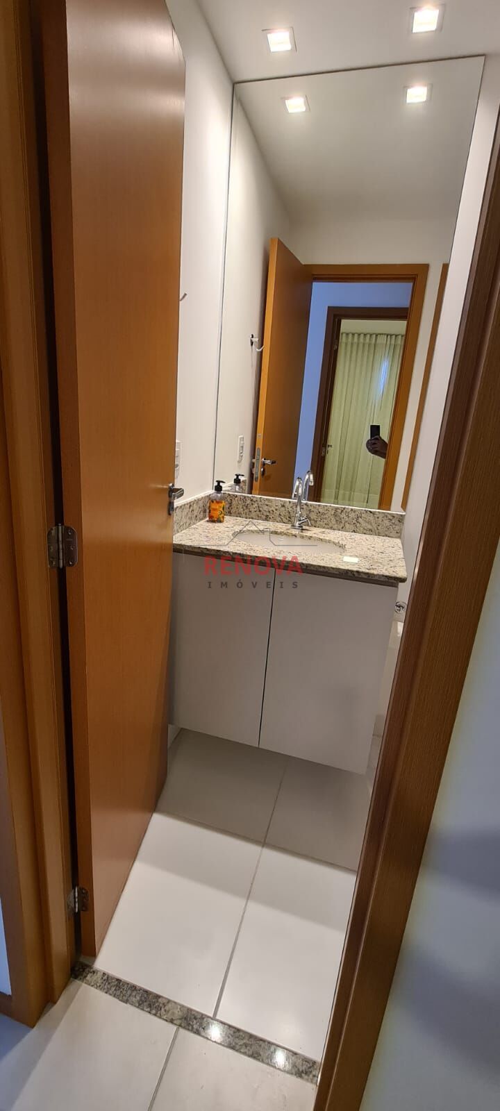 Apartamento à venda com 2 quartos, 60m² - Foto 7