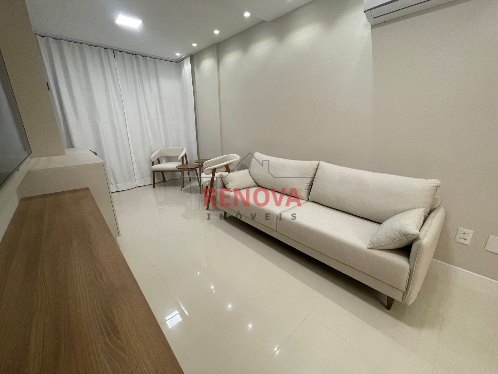 Apartamento à venda com 3 quartos, 82m² - Foto 2