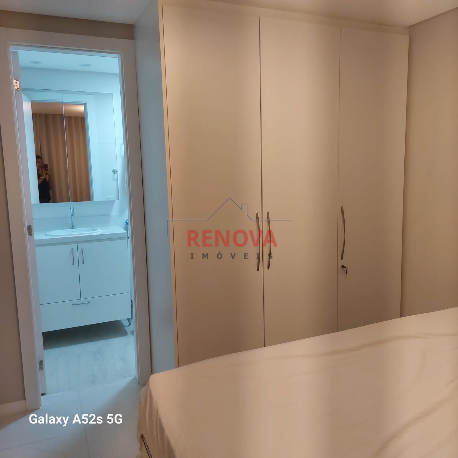 Apartamento à venda com 2 quartos, 65m² - Foto 3