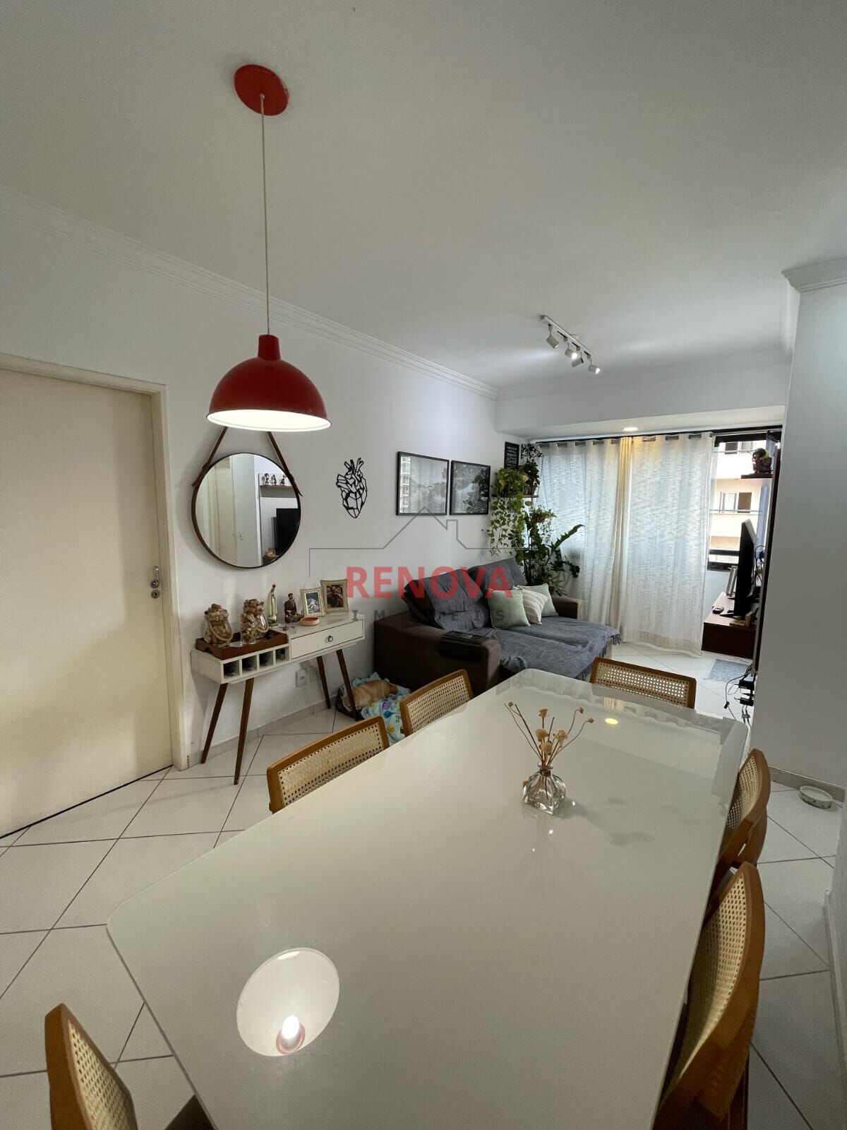 Apartamento à venda com 2 quartos, 65m² - Foto 3