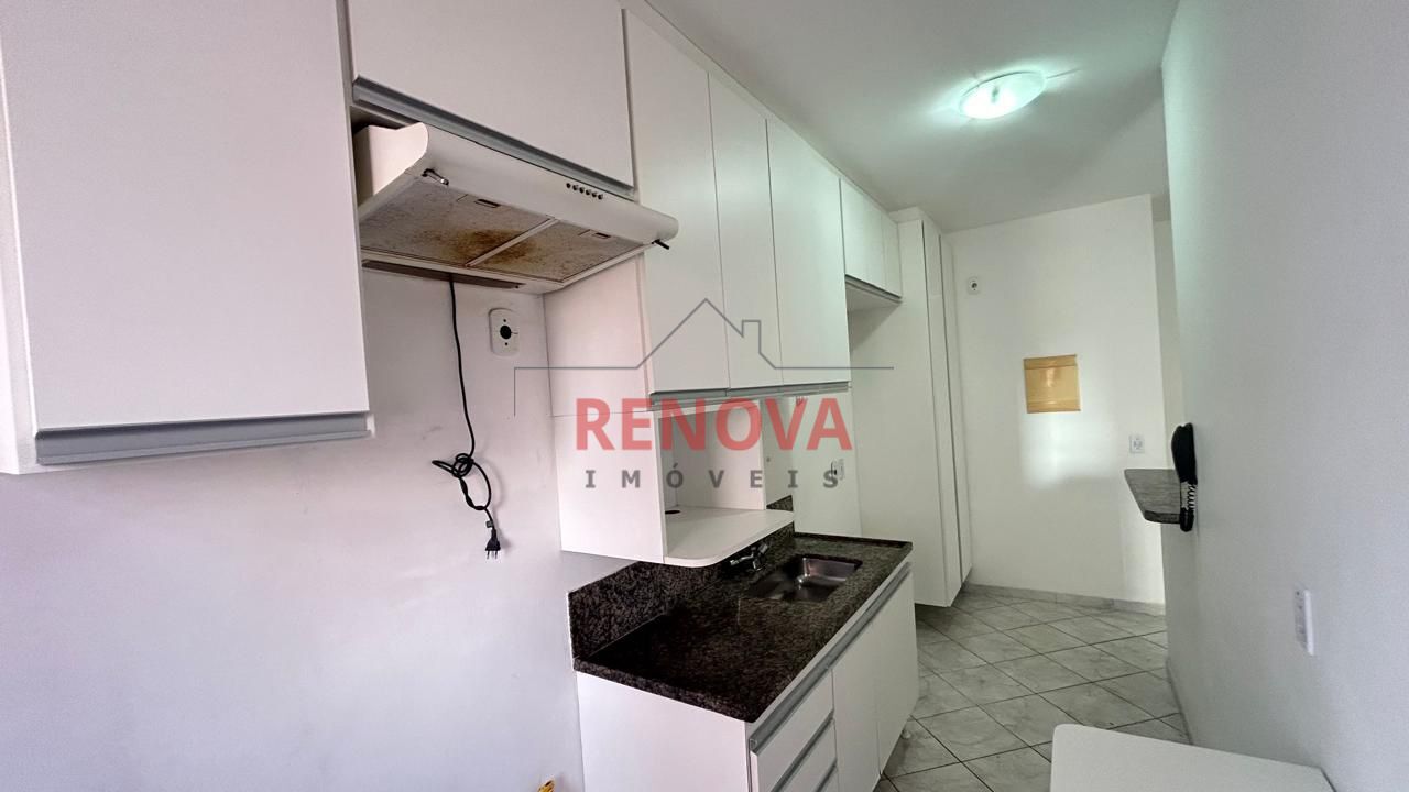 Apartamento à venda com 3 quartos, 80m² - Foto 3