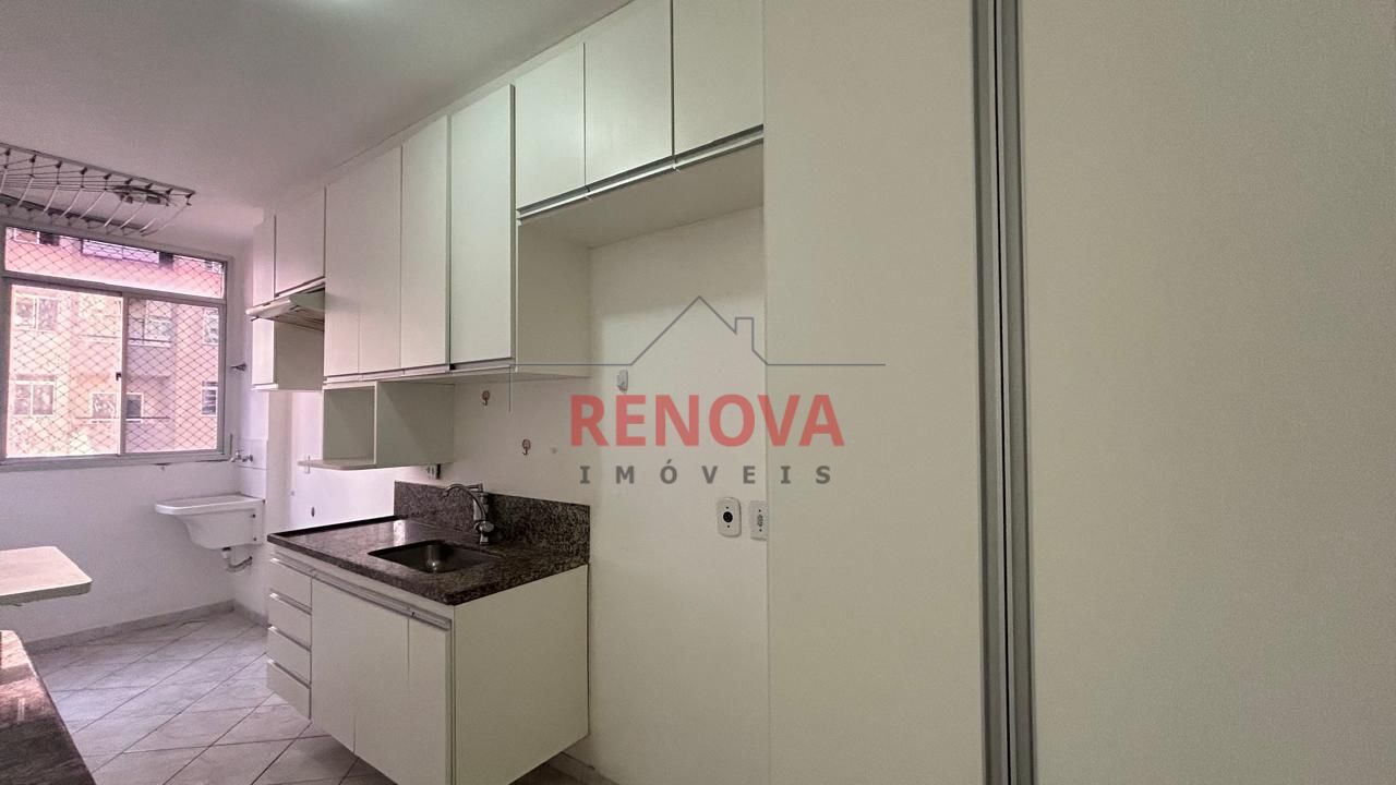 Apartamento à venda com 3 quartos, 80m² - Foto 4