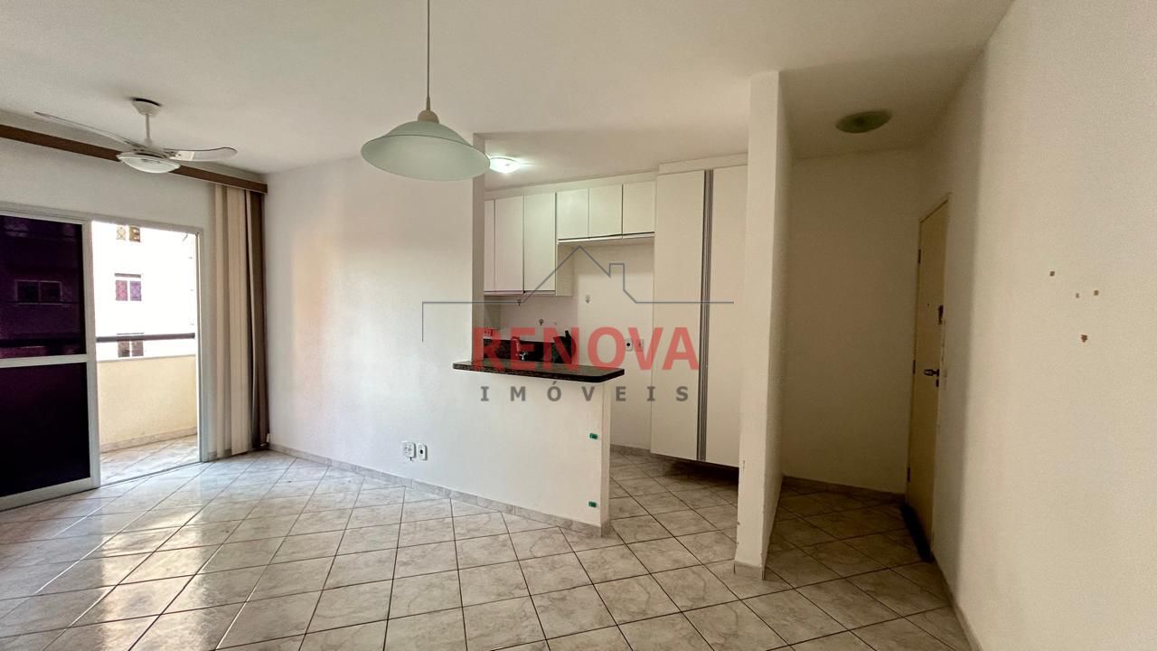 Apartamento à venda com 3 quartos, 80m² - Foto 1