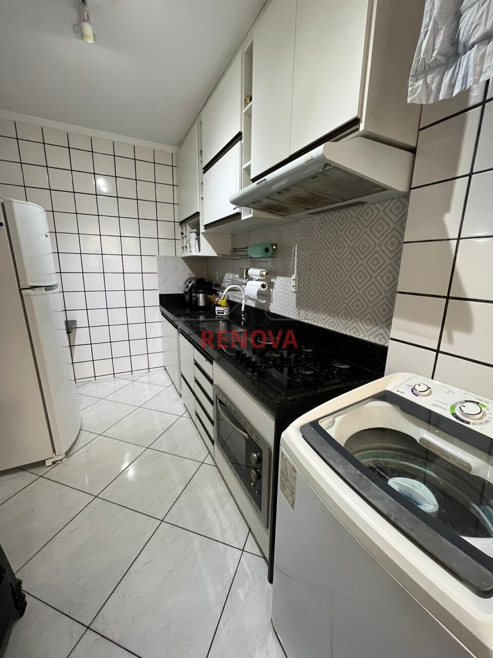 Apartamento à venda com 3 quartos, 74m² - Foto 11