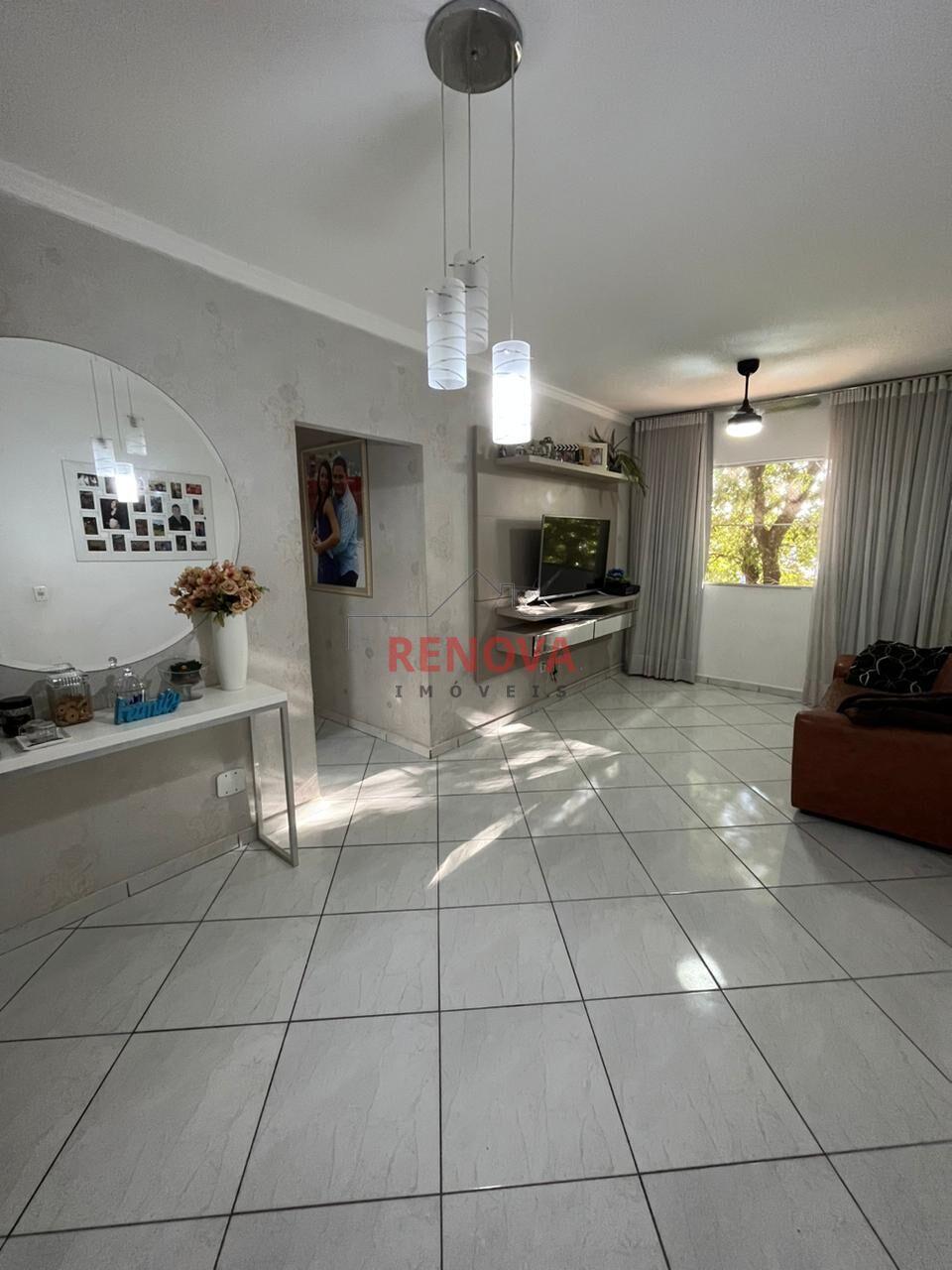 Apartamento à venda com 3 quartos, 74m² - Foto 2