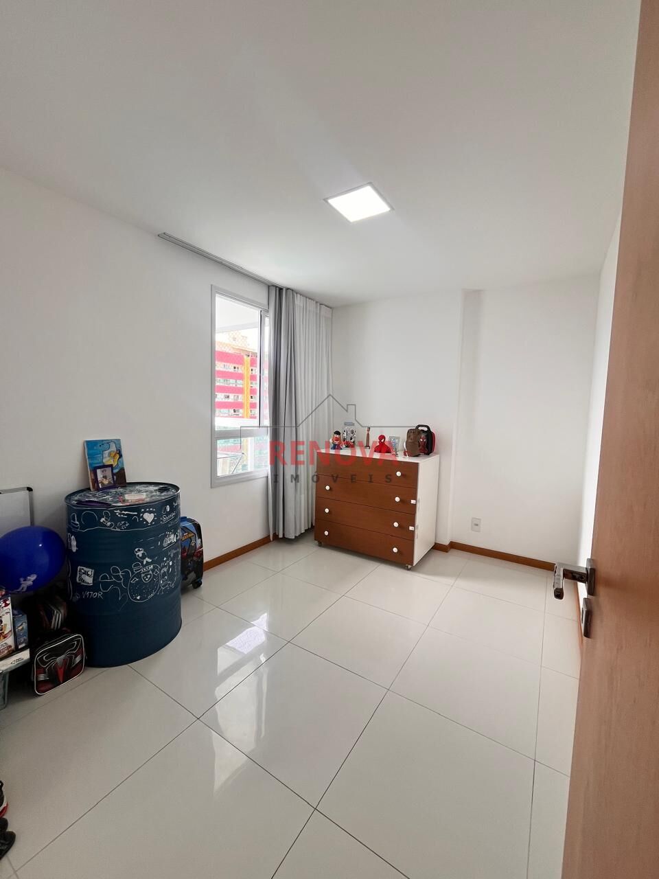 Apartamento para alugar com 3 quartos, 82m² - Foto 11