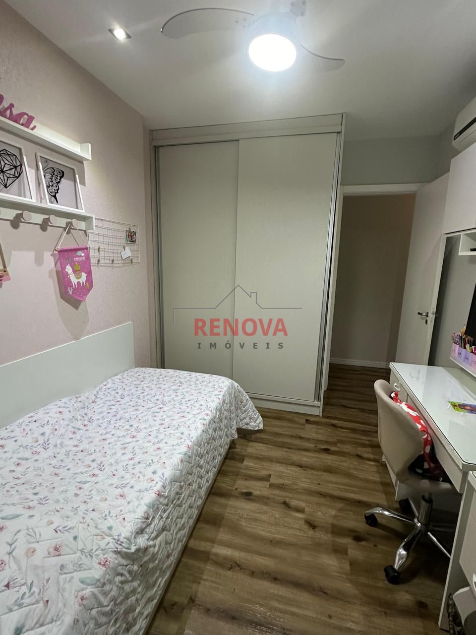 Apartamento à venda com 3 quartos, 107m² - Foto 8