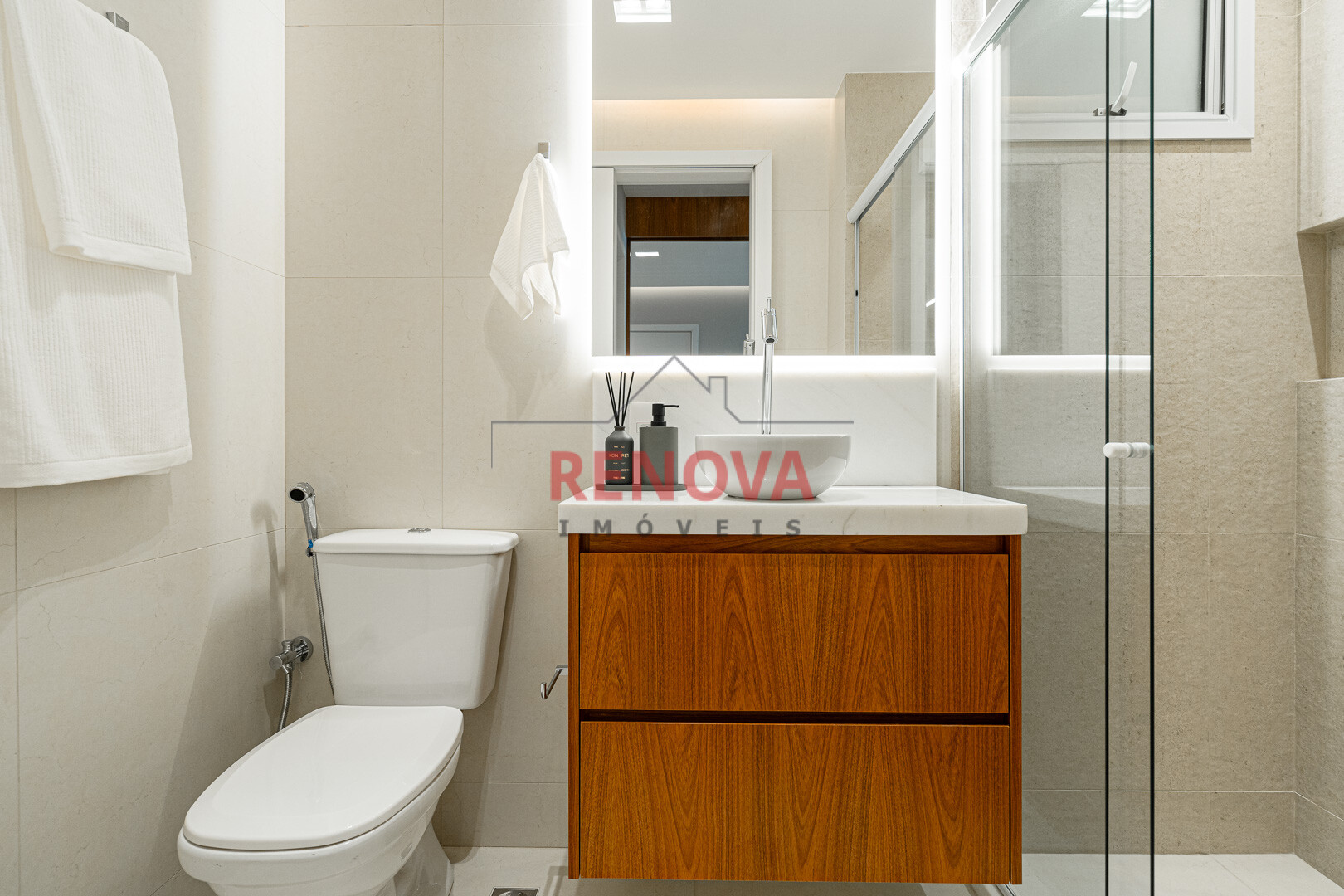 Apartamento à venda com 2 quartos, 63m² - Foto 14