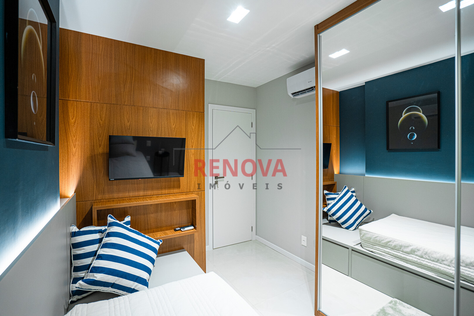 Apartamento à venda com 2 quartos, 63m² - Foto 9