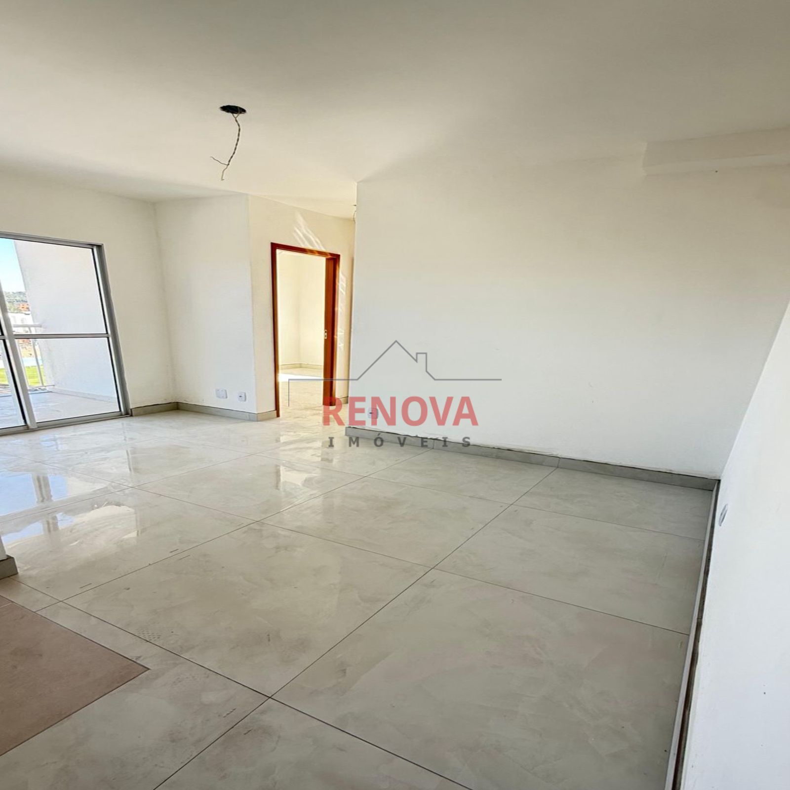 Apartamento à venda com 2 quartos, 47m² - Foto 4