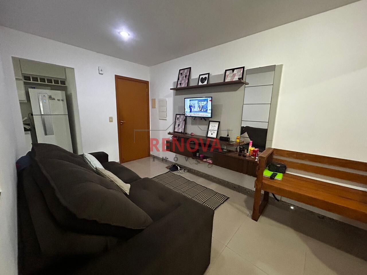 Apartamento à venda com 2 quartos, 65m² - Foto 1