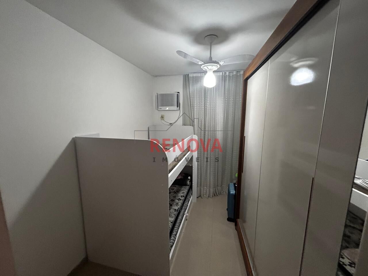 Apartamento à venda com 2 quartos, 65m² - Foto 9