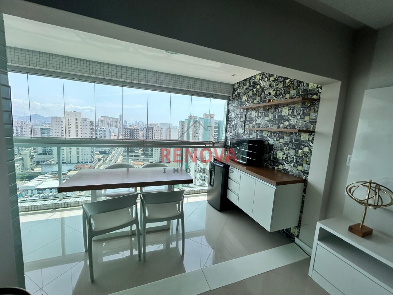 Apartamento para alugar com 3 quartos, 123m² - Foto 2