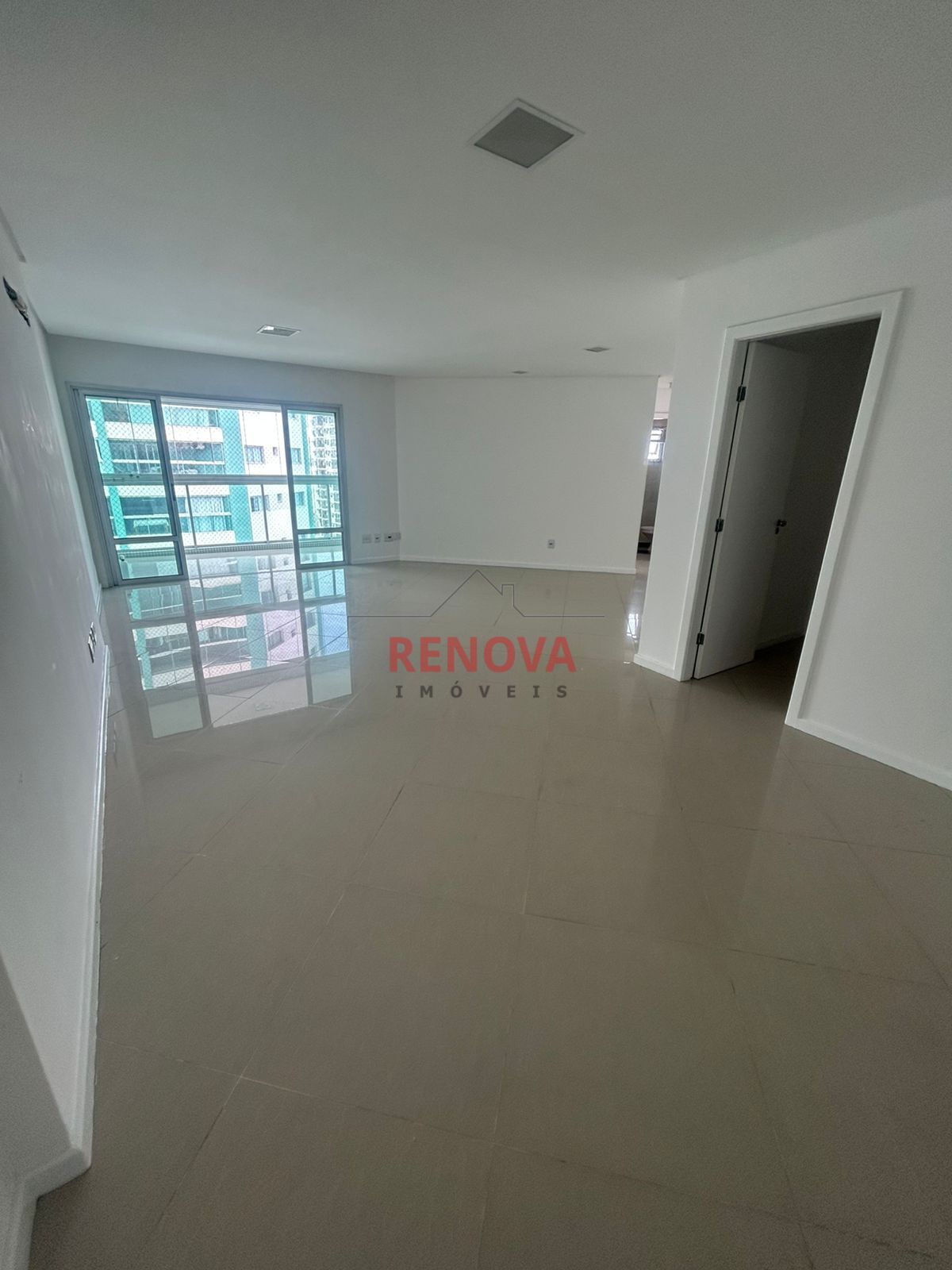 Apartamento, 3 quartos, 123 m² - Foto 2