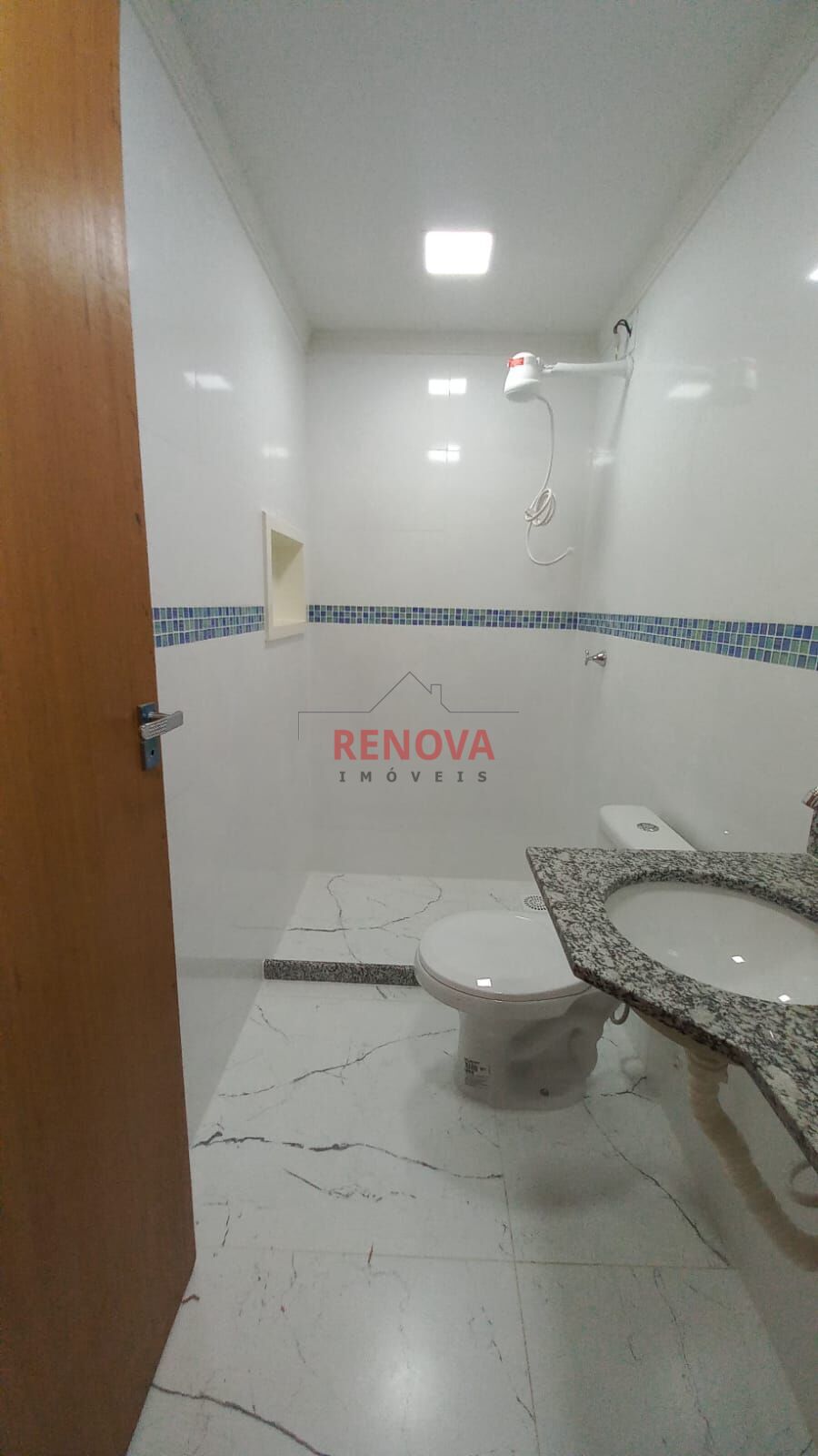 Apartamento para alugar com 2 quartos, 90m² - Foto 9