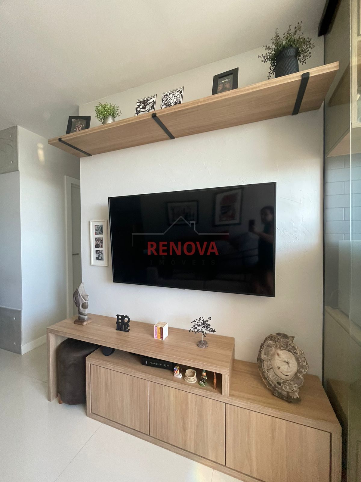 Apartamento à venda com 2 quartos, 68m² - Foto 4