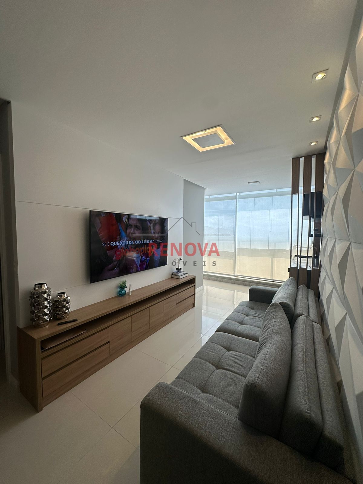 Apartamento à venda com 2 quartos, 69m² - Foto 2