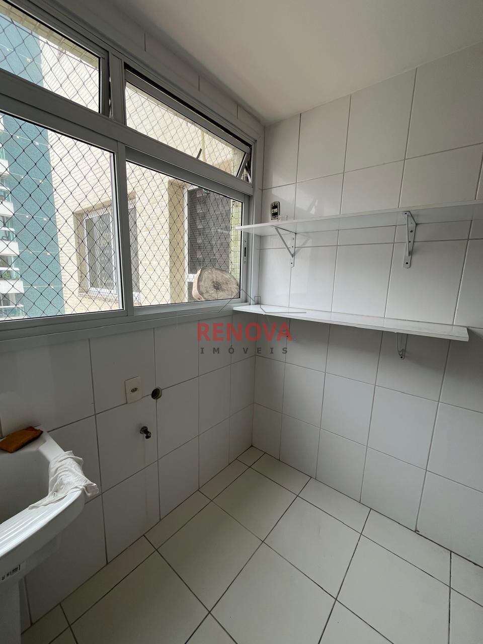 Apartamento para alugar com 4 quartos, 147m² - Foto 4