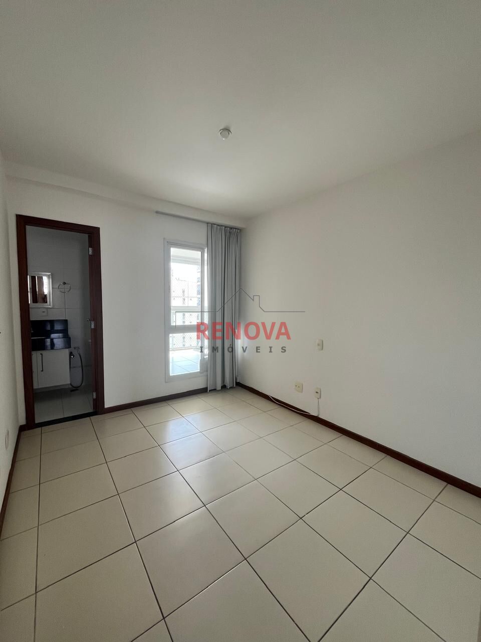 Apartamento para alugar com 4 quartos, 147m² - Foto 6