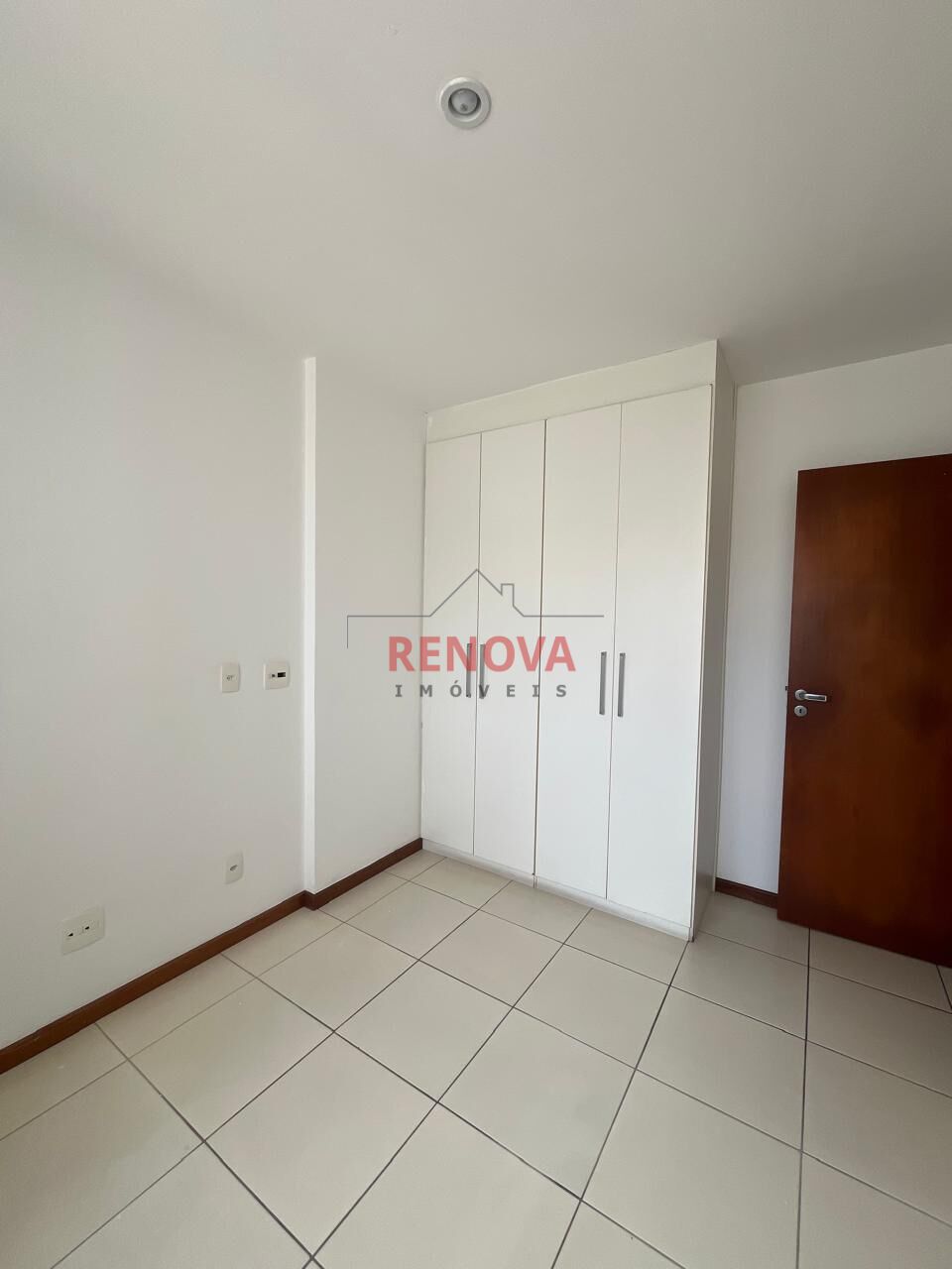 Apartamento para alugar com 4 quartos, 147m² - Foto 13