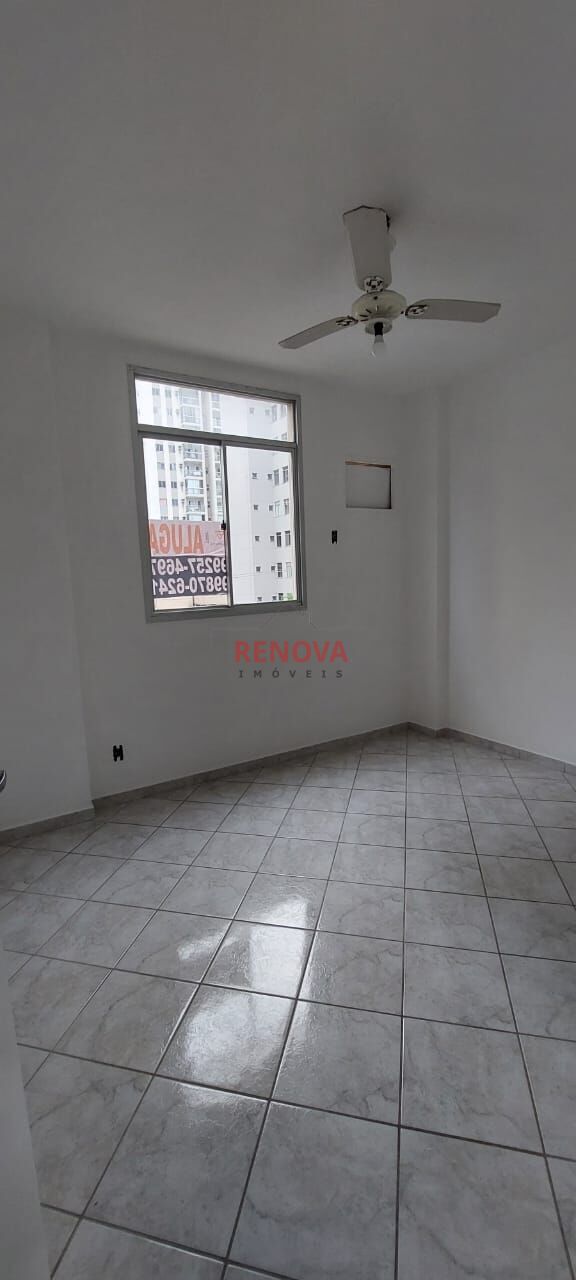 Apartamento à venda com 3 quartos, 80m² - Foto 4