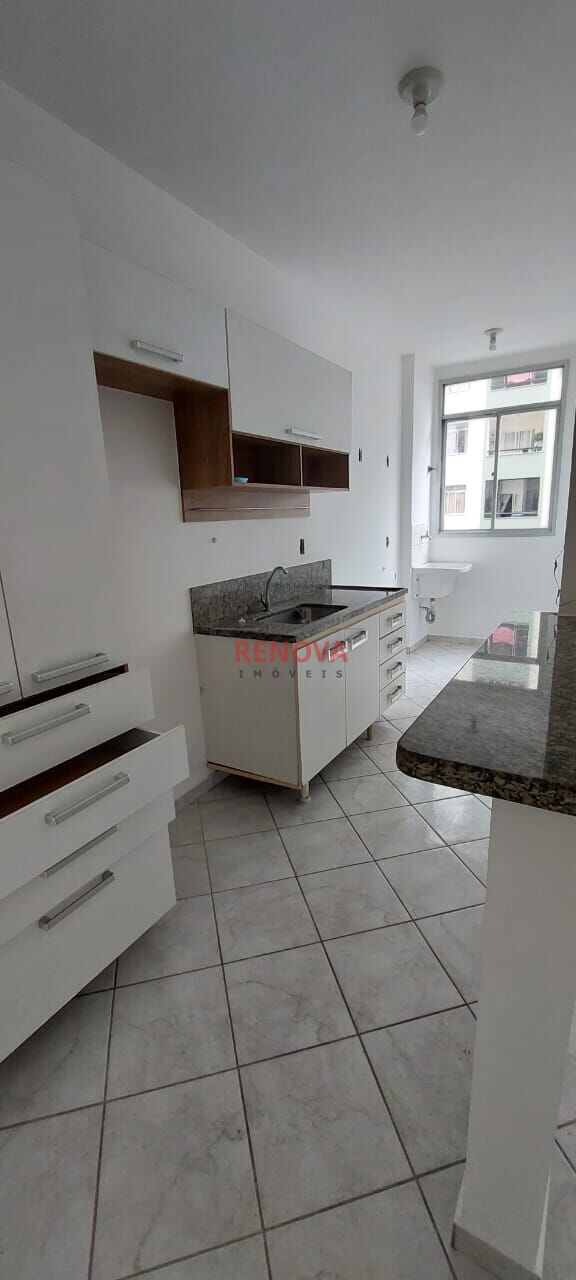 Apartamento à venda com 3 quartos, 80m² - Foto 1