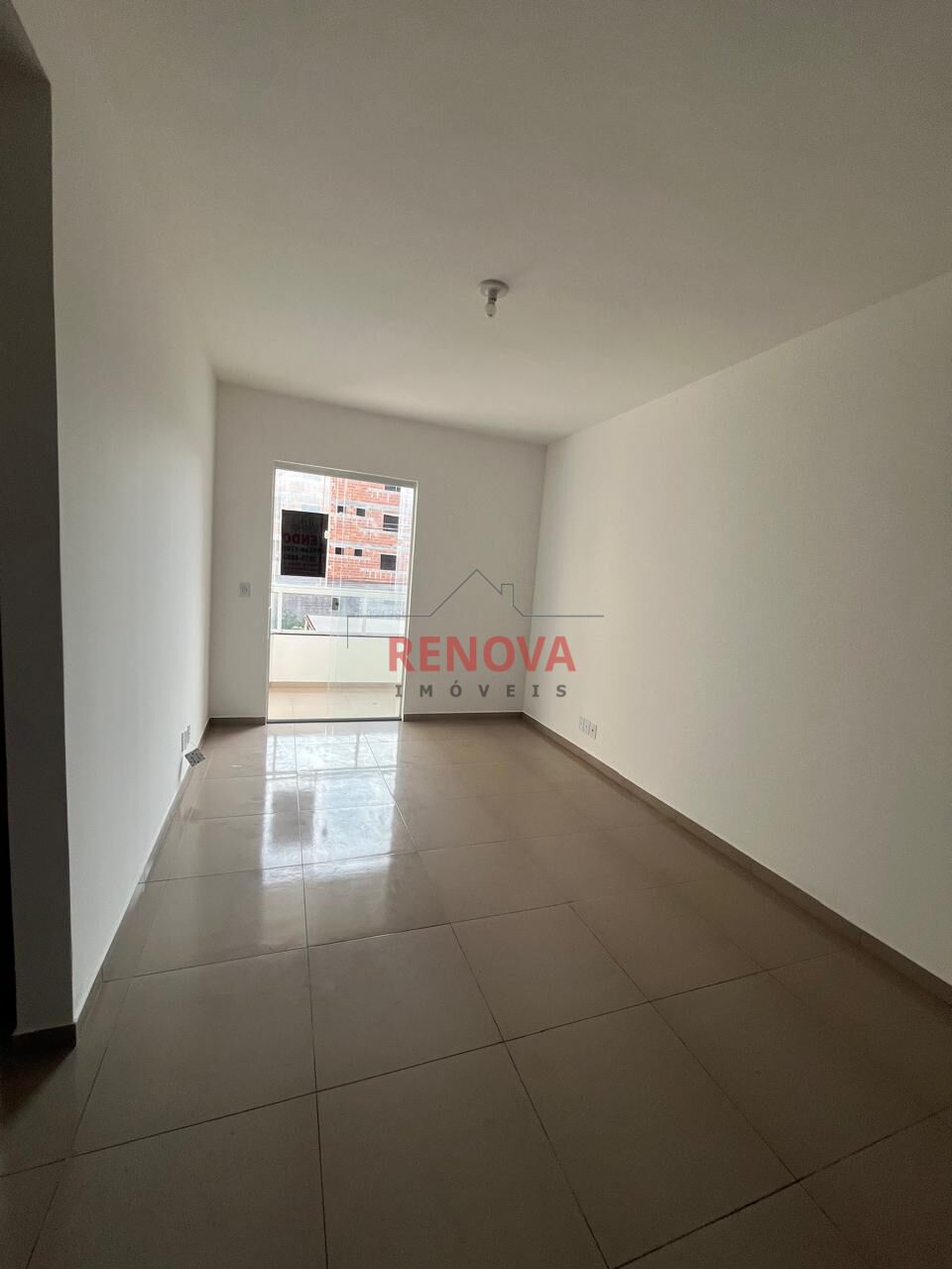 Apartamento à venda com 2 quartos, 58m² - Foto 1