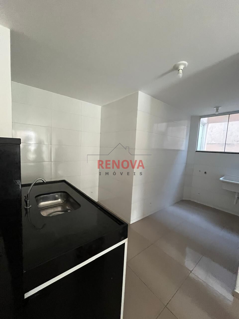 Apartamento à venda com 2 quartos, 58m² - Foto 4