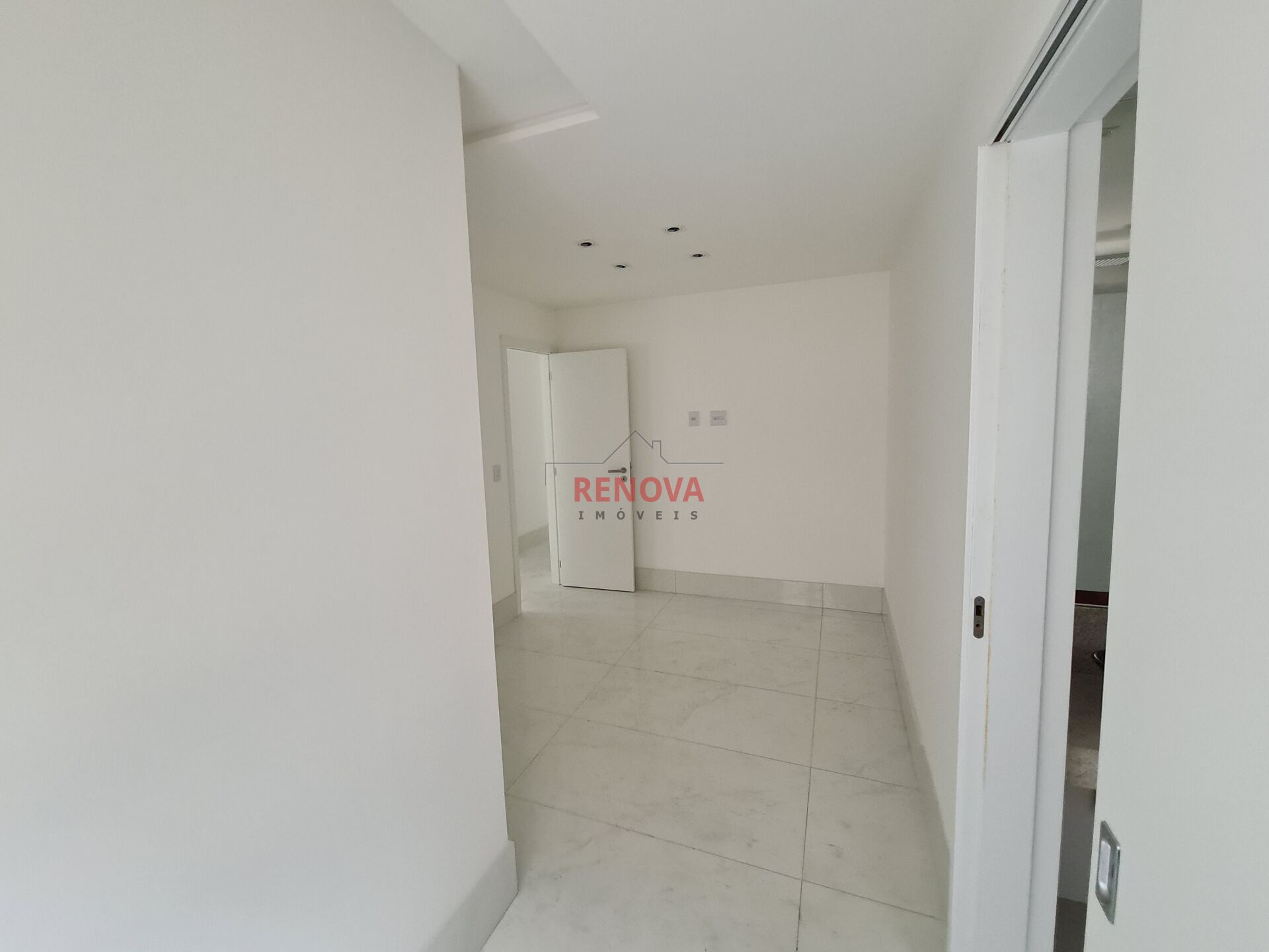 Apartamento à venda com 4 quartos, 125m² - Foto 22