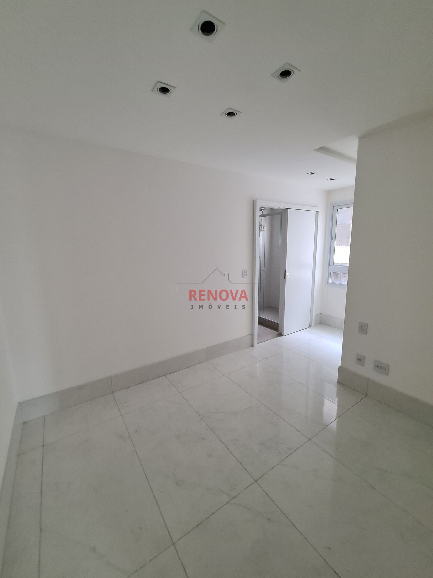 Apartamento à venda com 4 quartos, 125m² - Foto 15