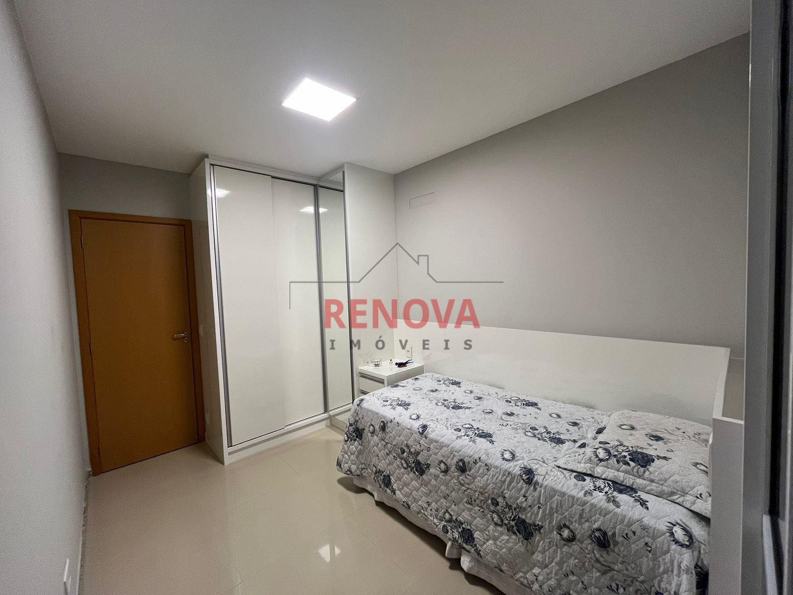 Apartamento à venda com 2 quartos, 63m² - Foto 11