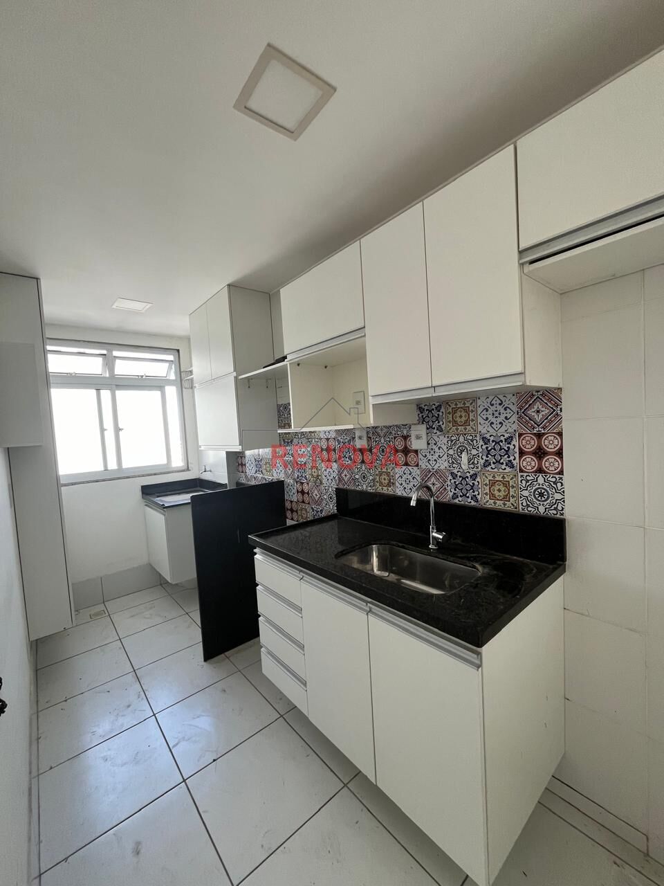 Apartamento para alugar com 2 quartos, 66m² - Foto 3