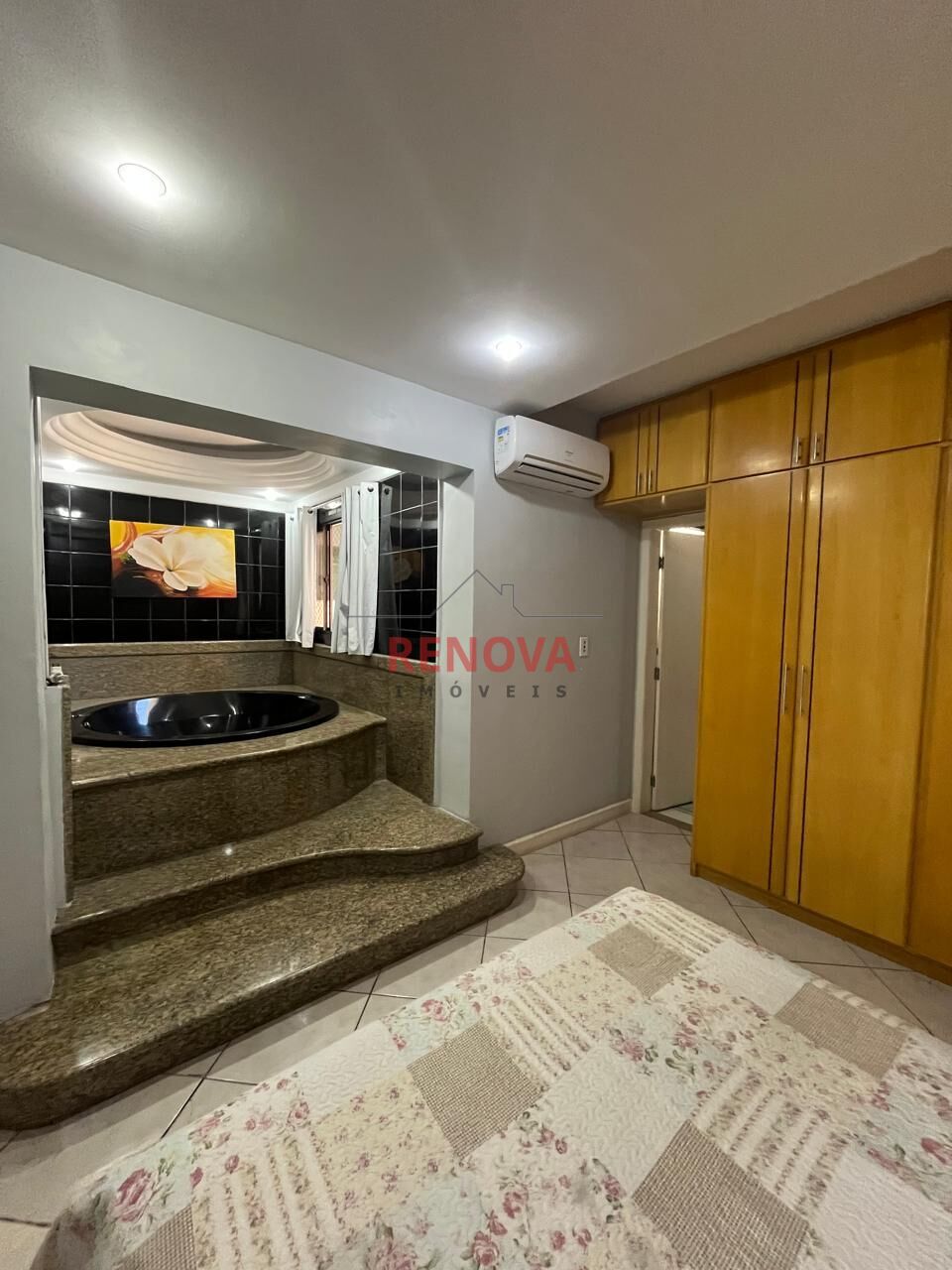 Apartamento à venda com 3 quartos, 145m² - Foto 13