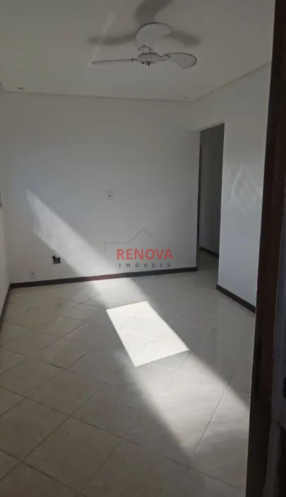 Apartamento à venda com 2 quartos, 62m² - Foto 1