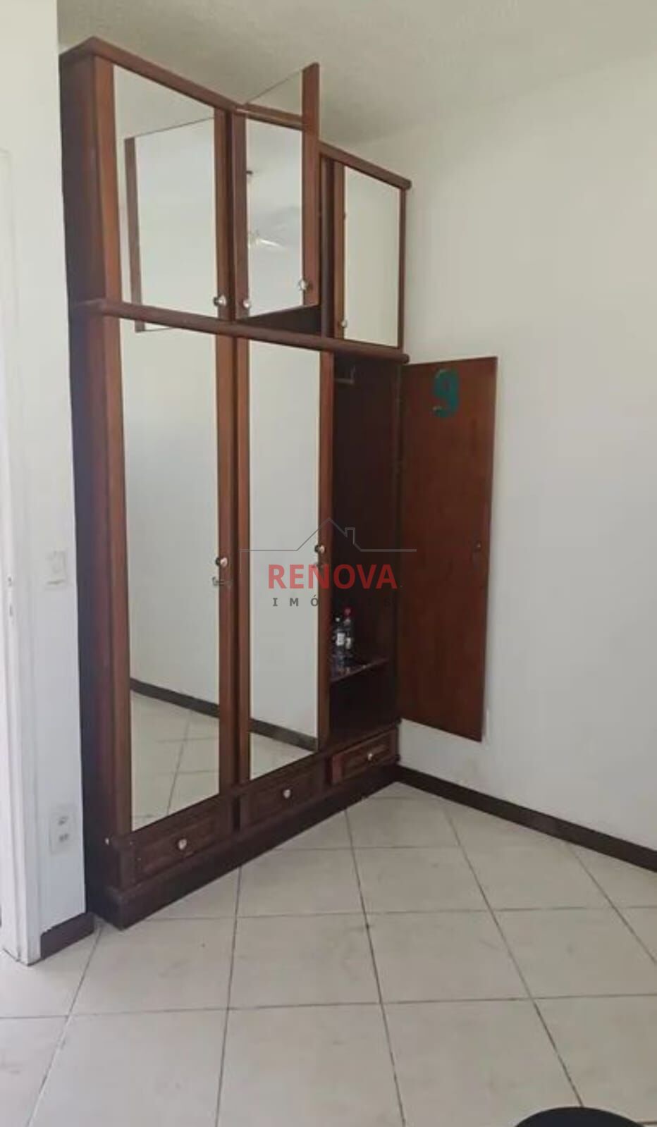 Apartamento à venda com 2 quartos, 62m² - Foto 4