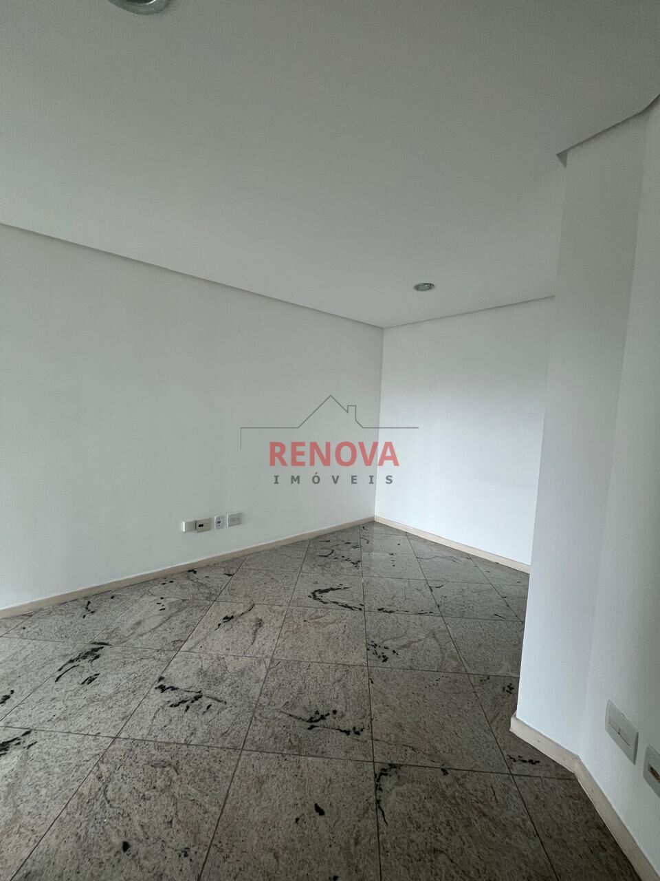 Apartamento para alugar com 3 quartos, 123m² - Foto 9