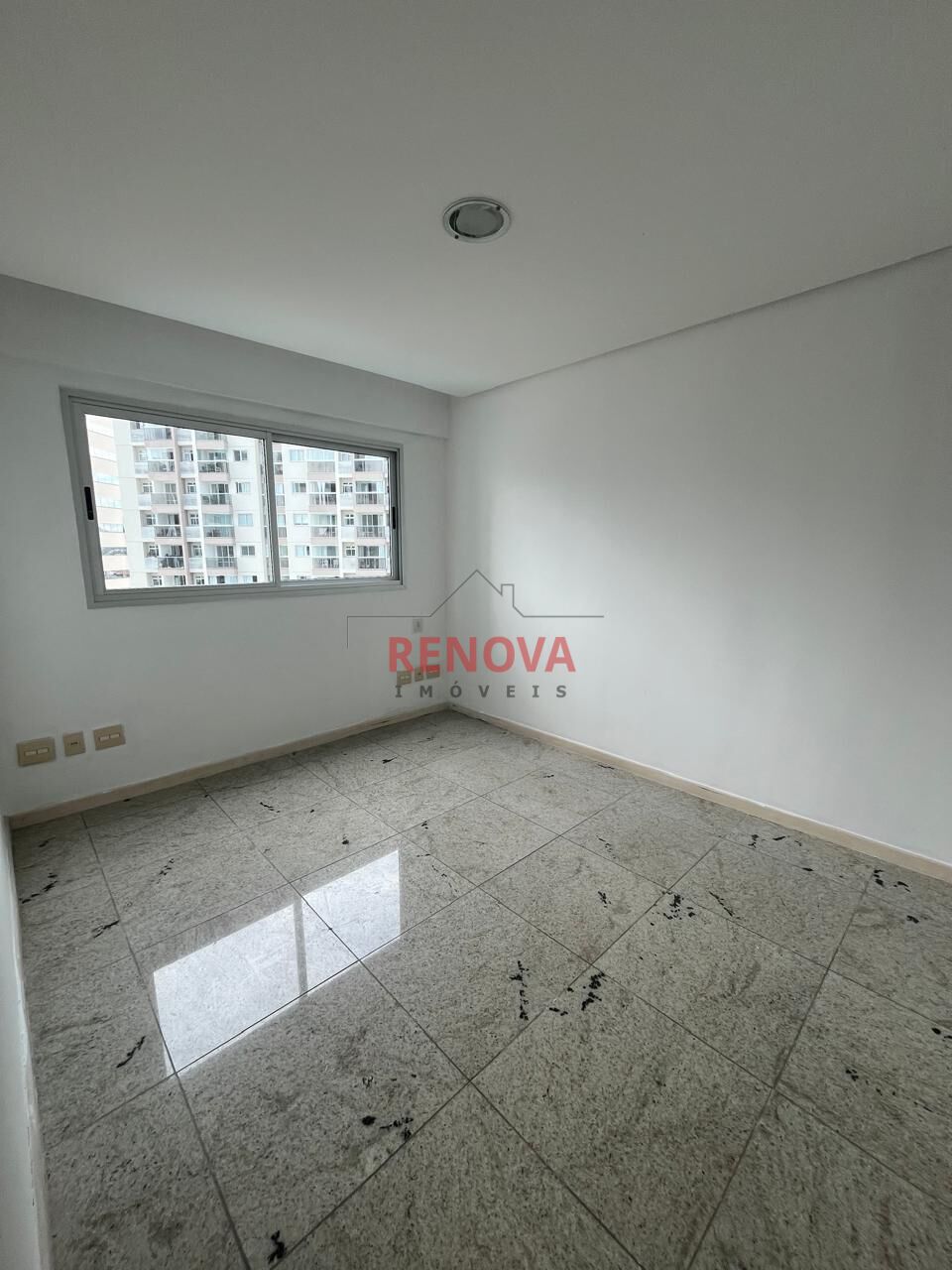 Apartamento para alugar com 3 quartos, 123m² - Foto 10