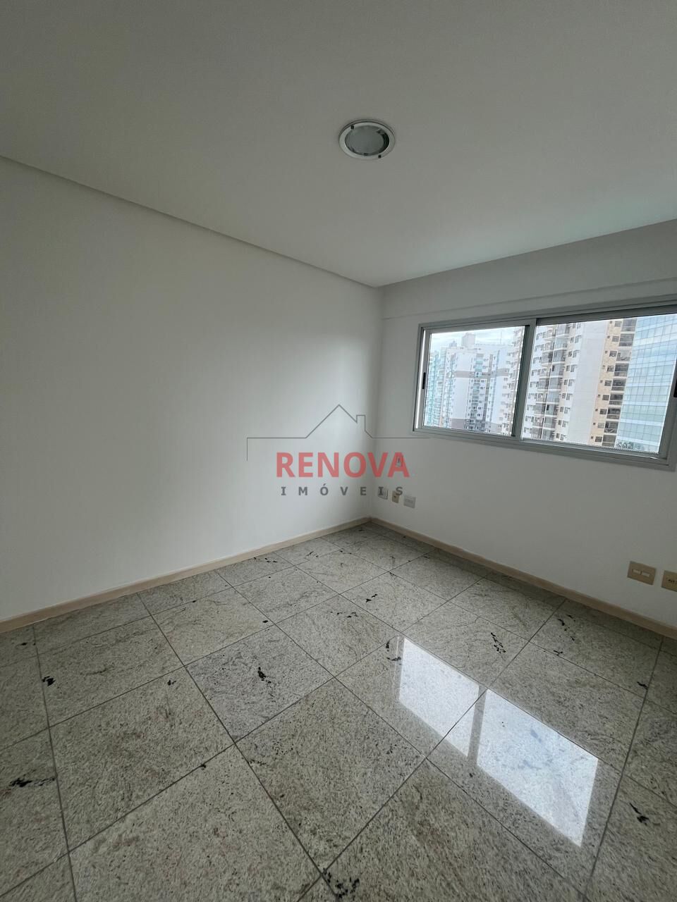 Apartamento para alugar com 3 quartos, 123m² - Foto 11