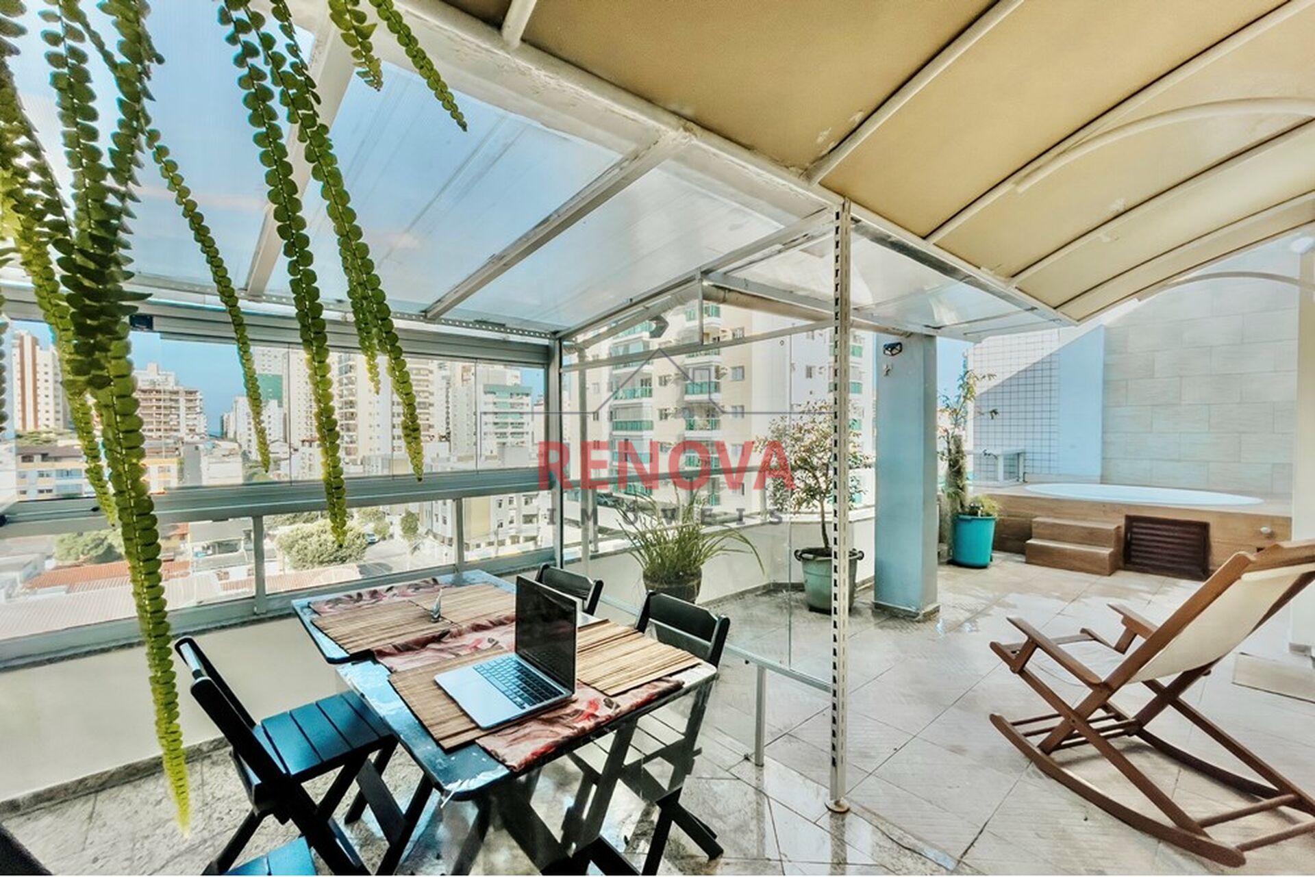 Cobertura, 3 quartos, 202 m² - Foto 4