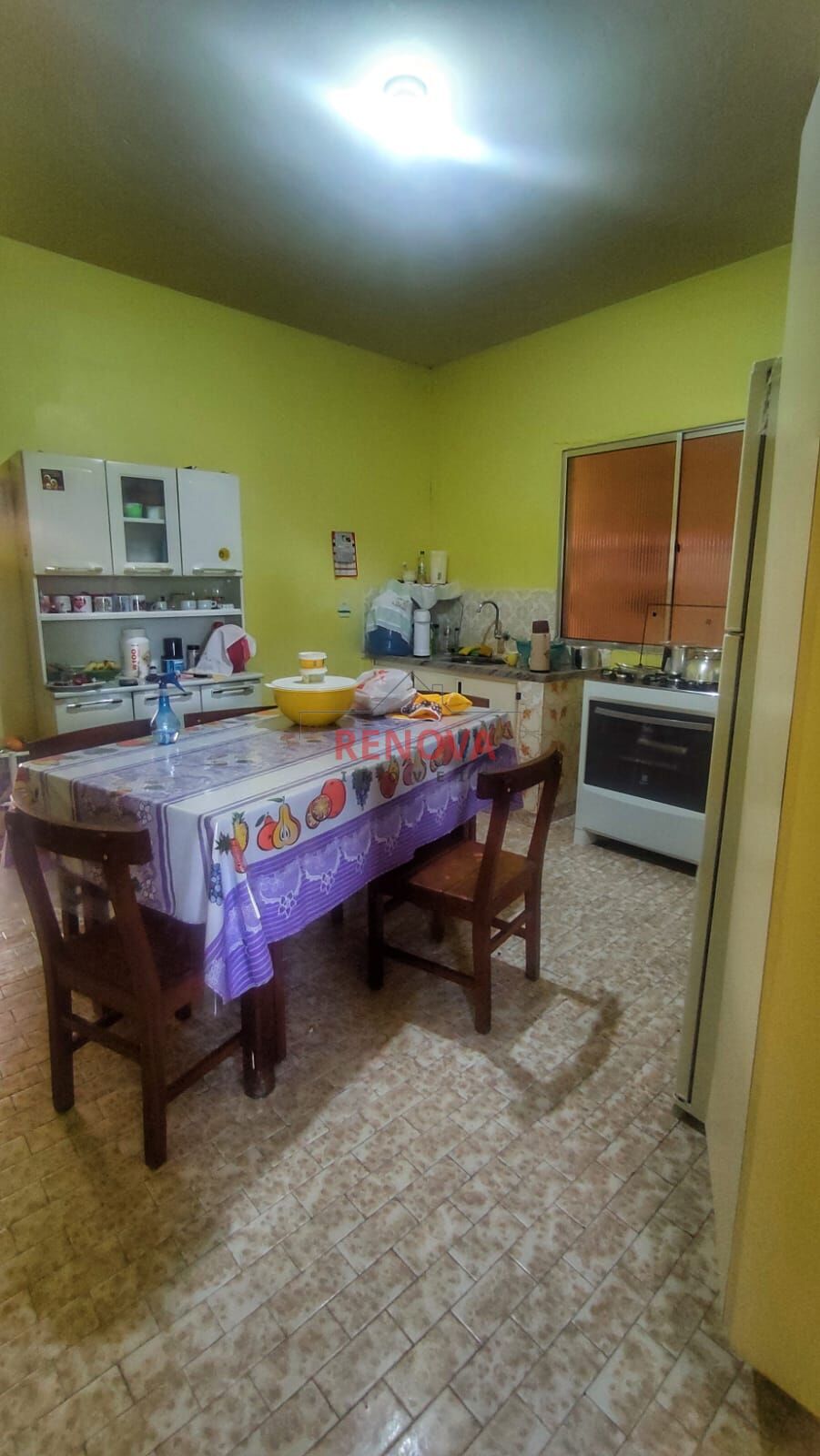 Casa à venda com 3 quartos, 200m² - Foto 3