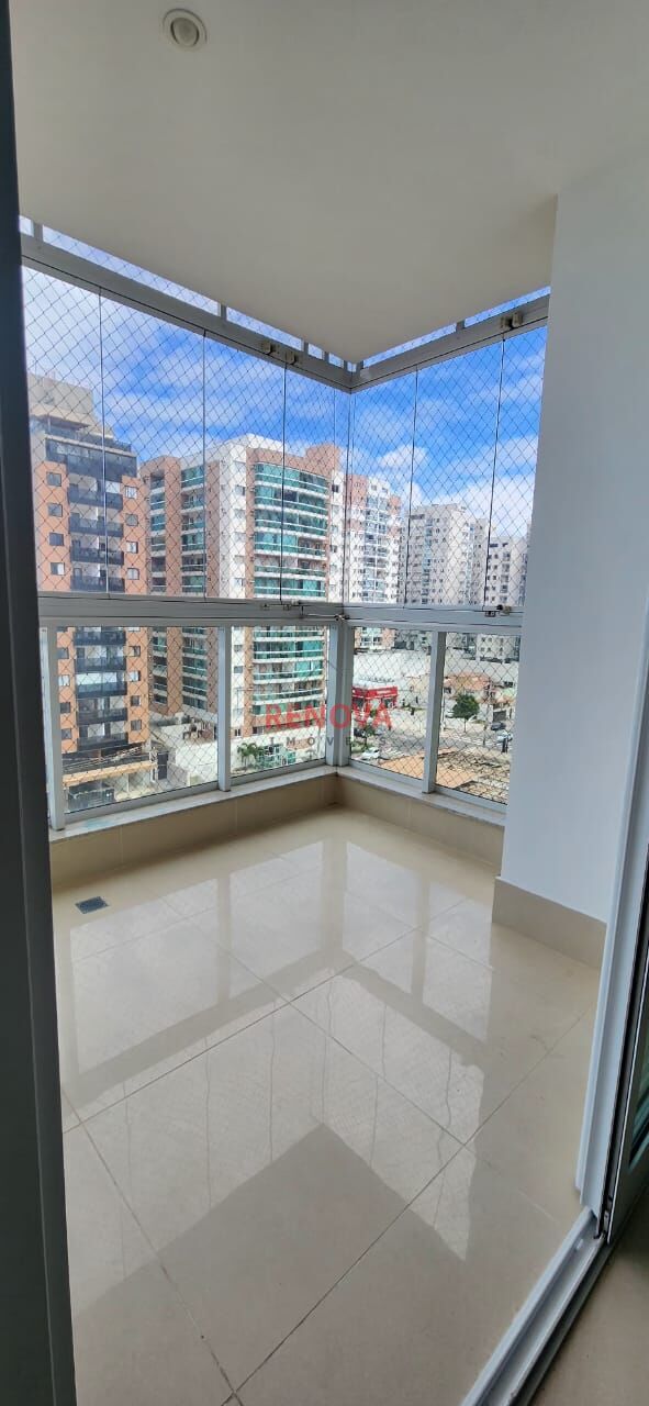 Apartamento à venda com 3 quartos, 97m² - Foto 1