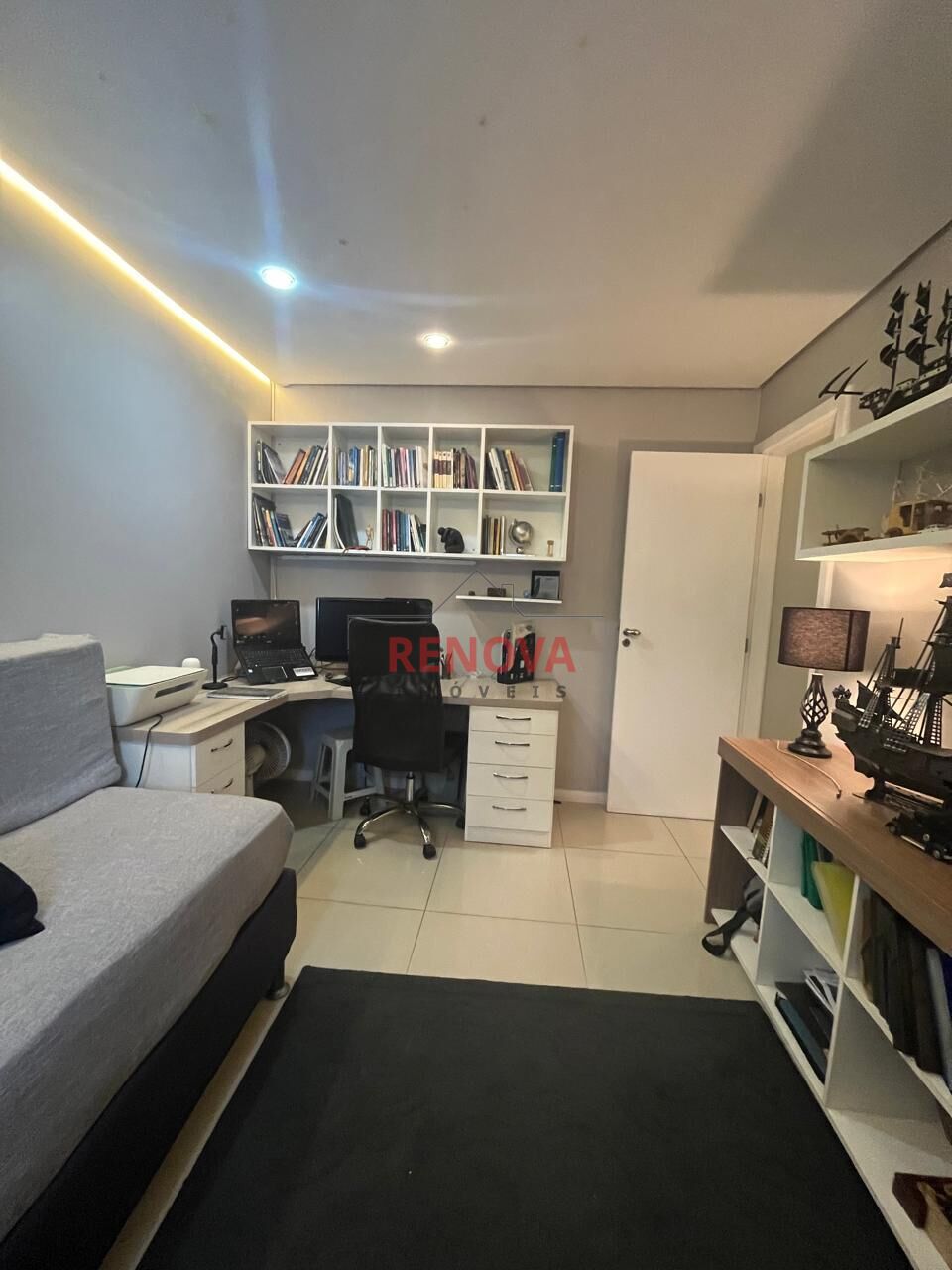 Apartamento à venda com 3 quartos, 123m² - Foto 17