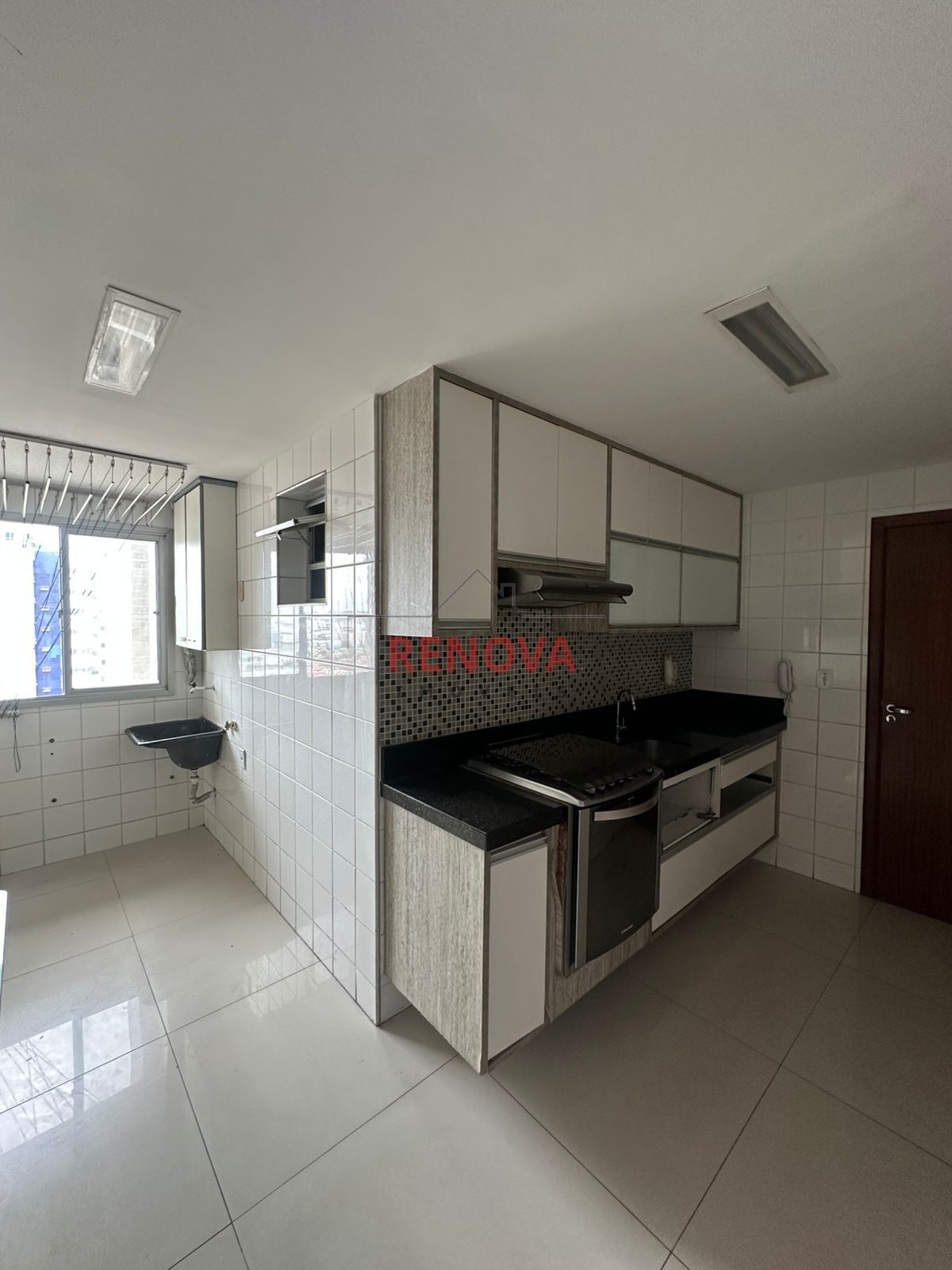 Apartamento para alugar com 3 quartos, 133m² - Foto 18