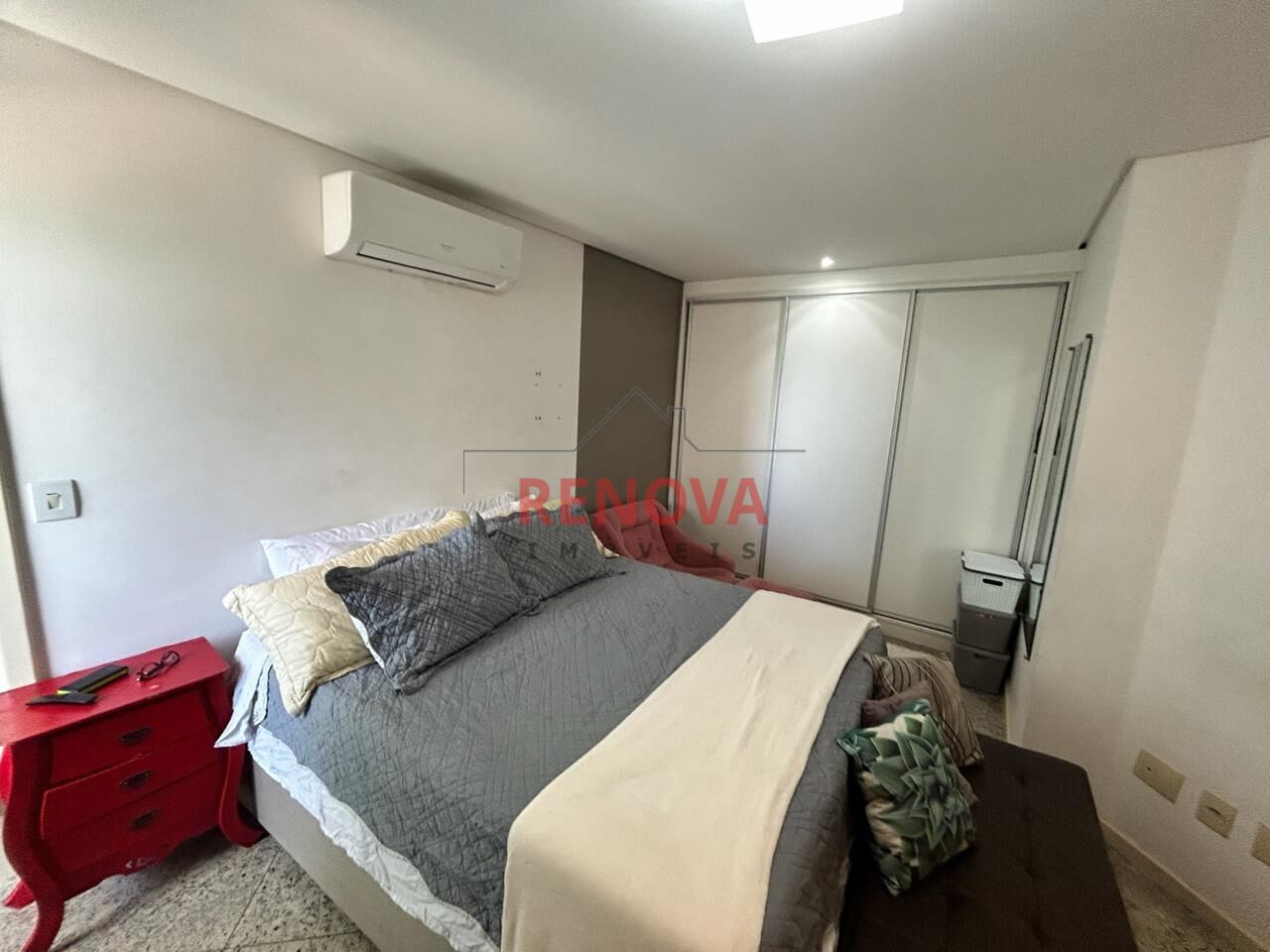 Apartamento para alugar com 3 quartos, 123m² - Foto 2