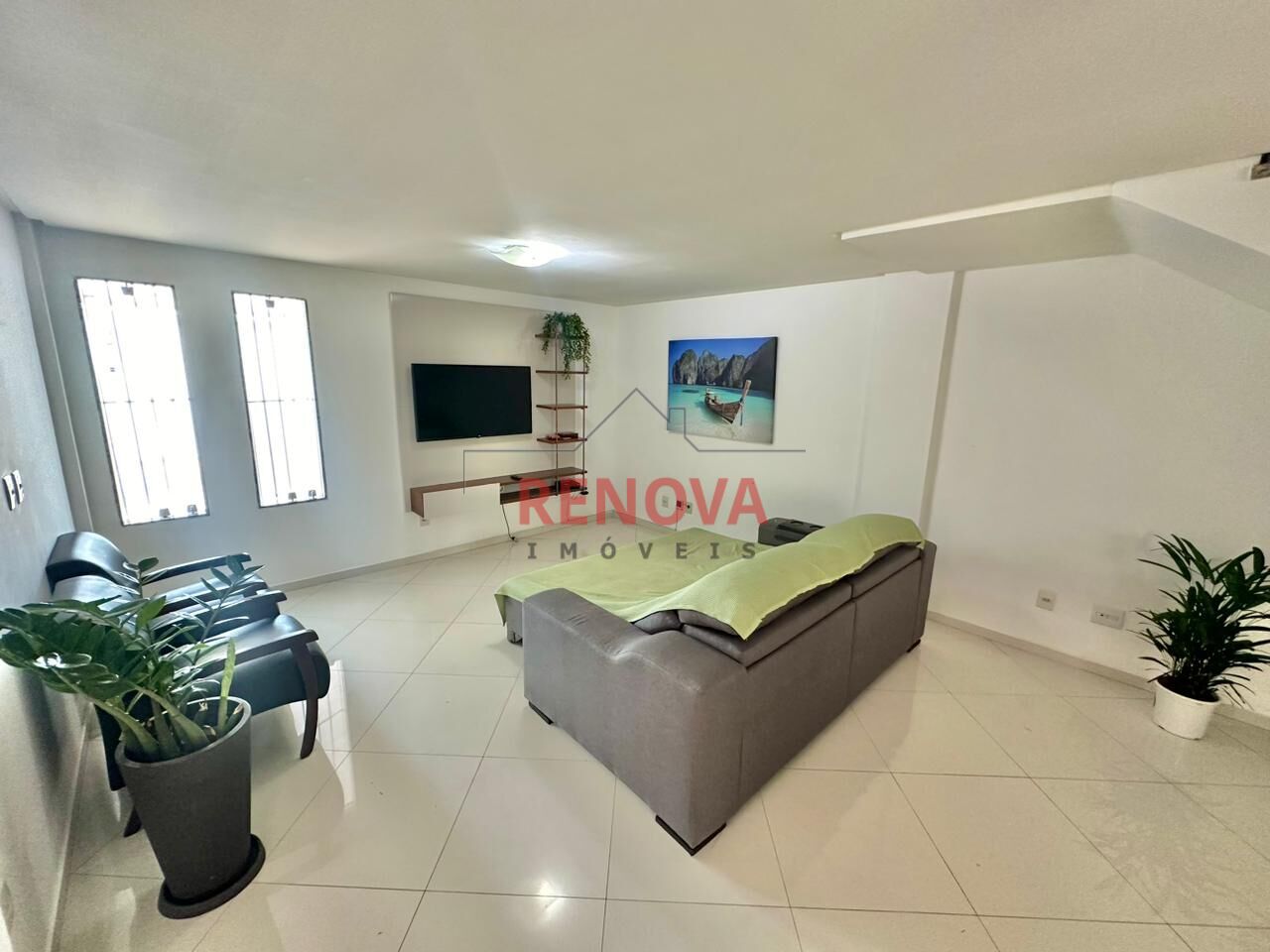 Casa à venda com 3 quartos, 200m² - Foto 4