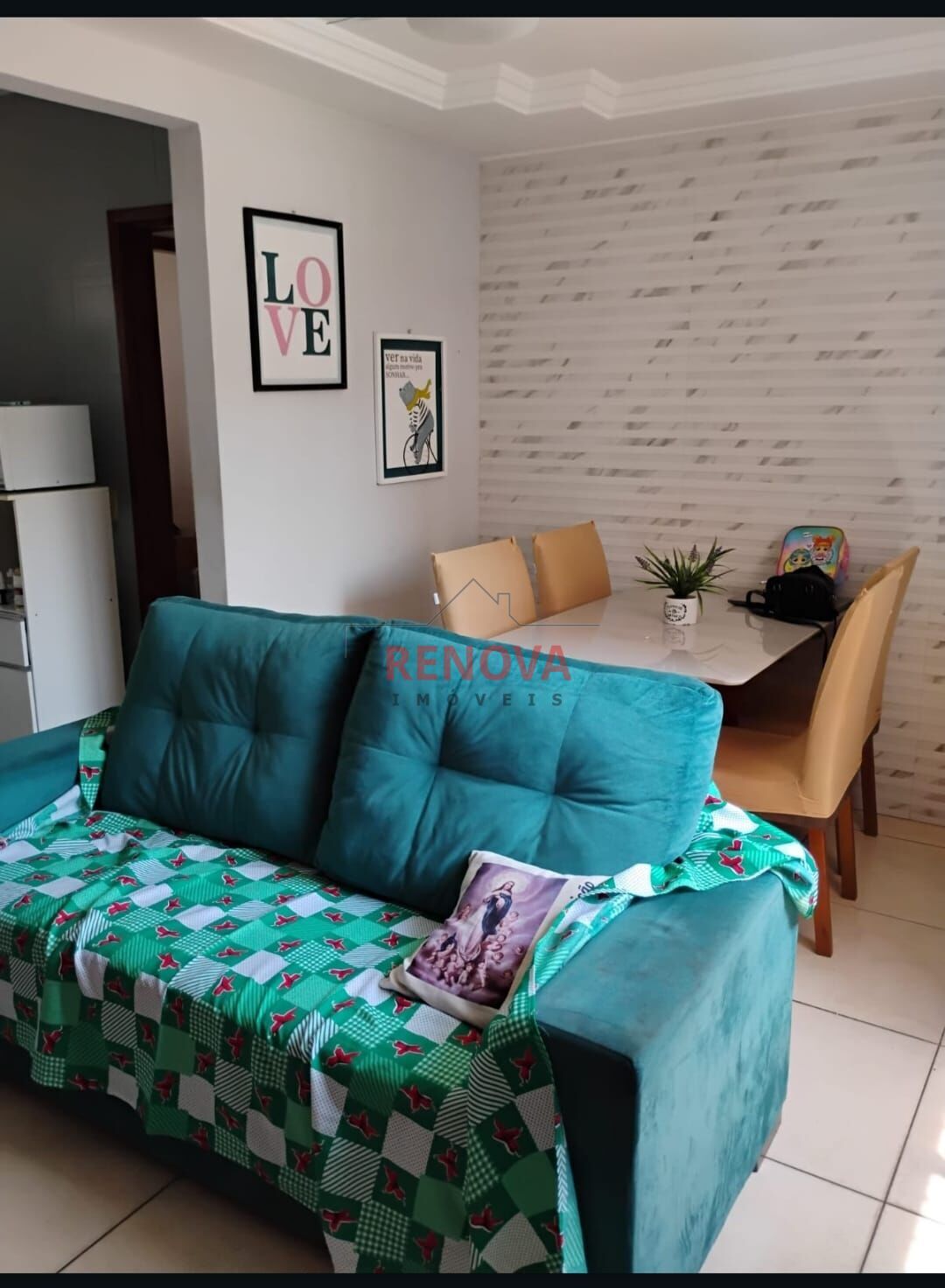 Apartamento à venda com 2 quartos, 62m² - Foto 3