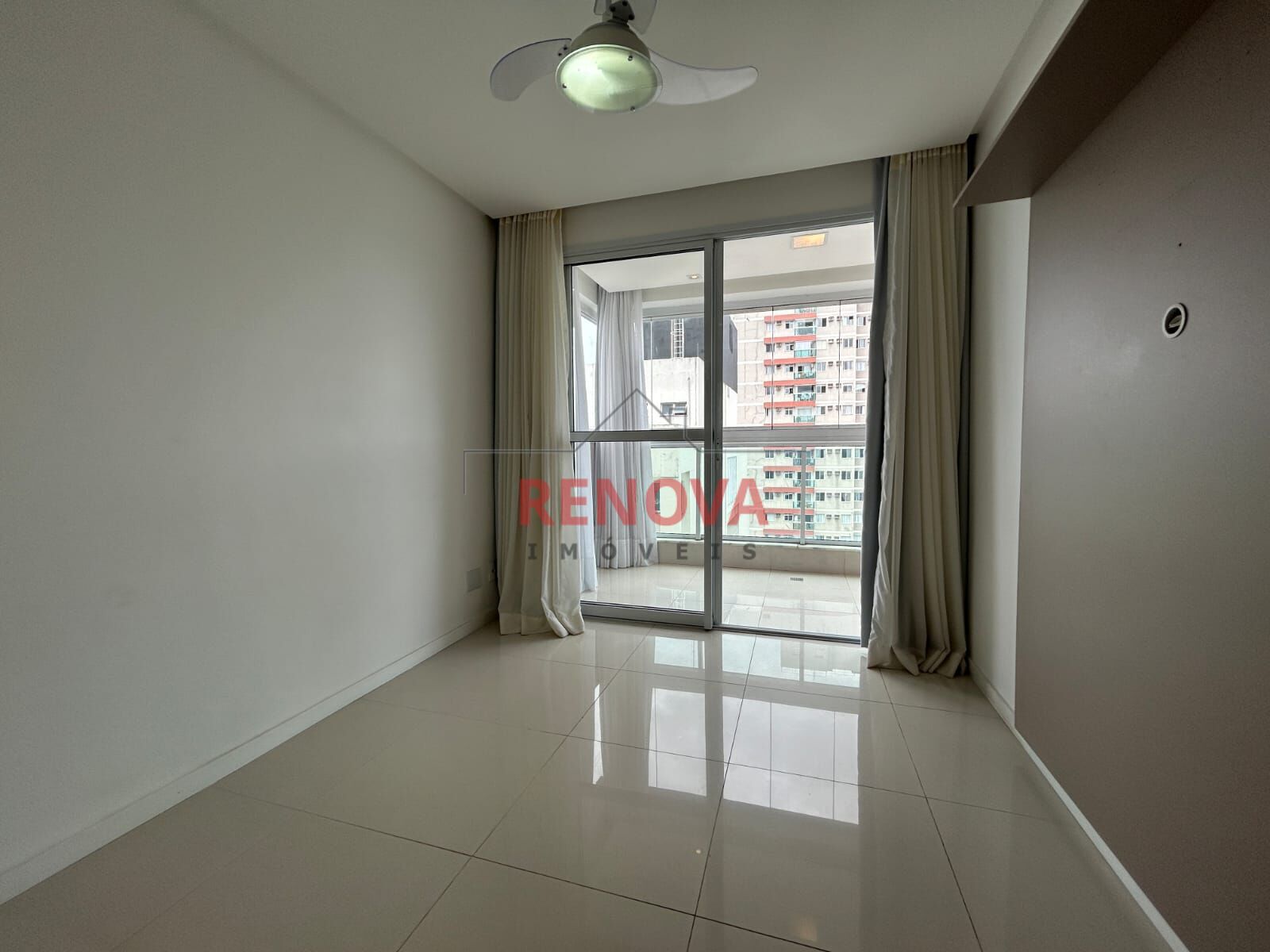 Apartamento à venda com 3 quartos, 120m² - Foto 13