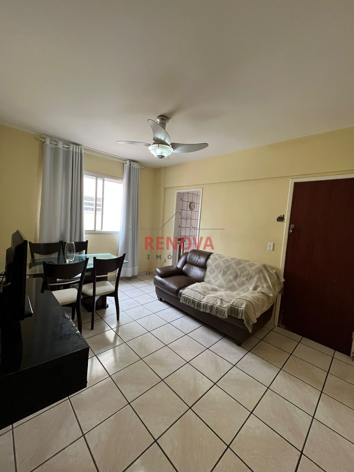 Apartamento à venda com 2 quartos, 68m² - Foto 5