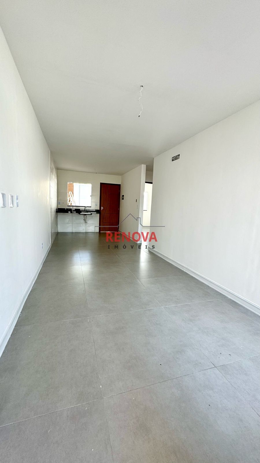 Casa à venda com 2 quartos, 82m² - Foto 2